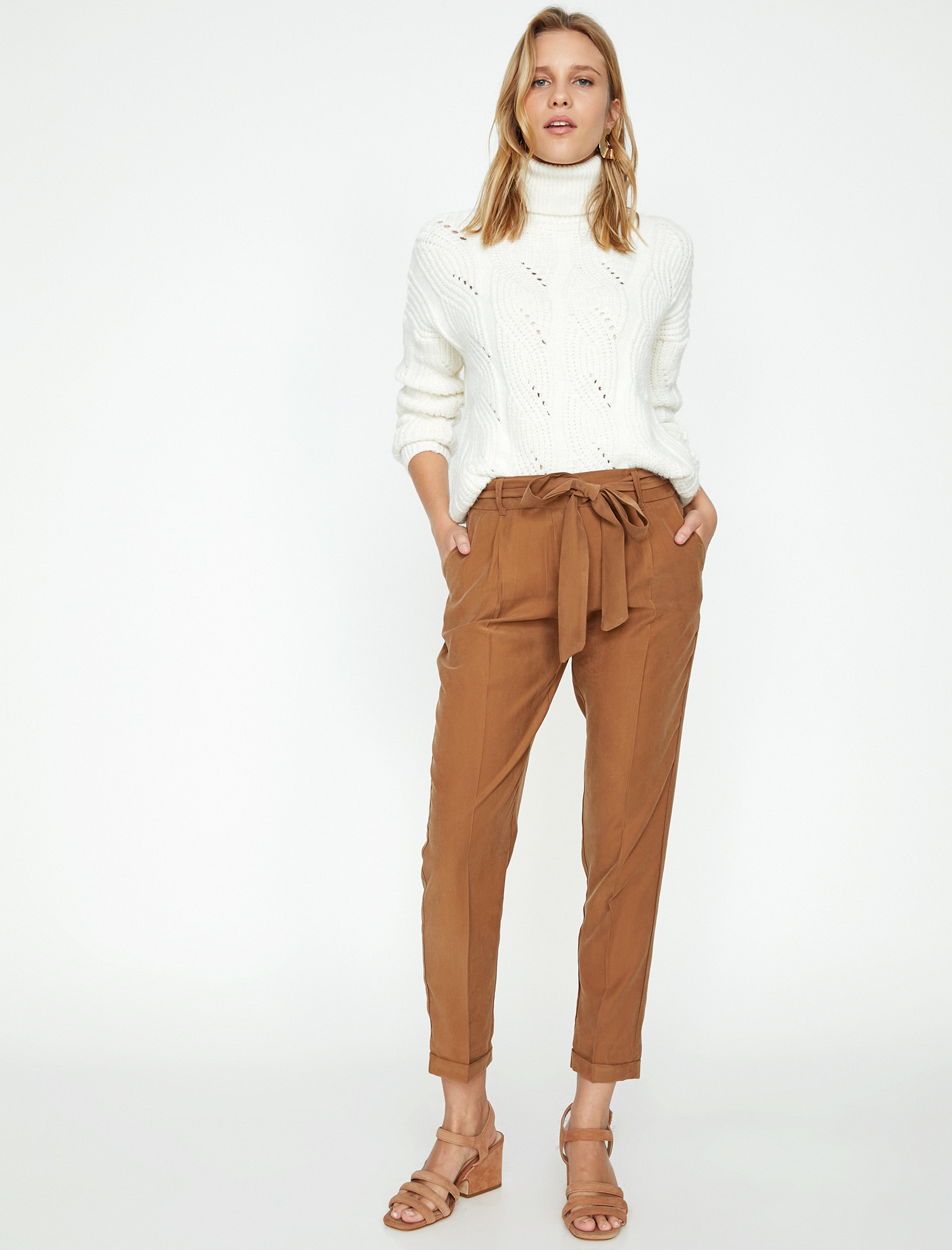   Beli Bağlamalı Pantolon