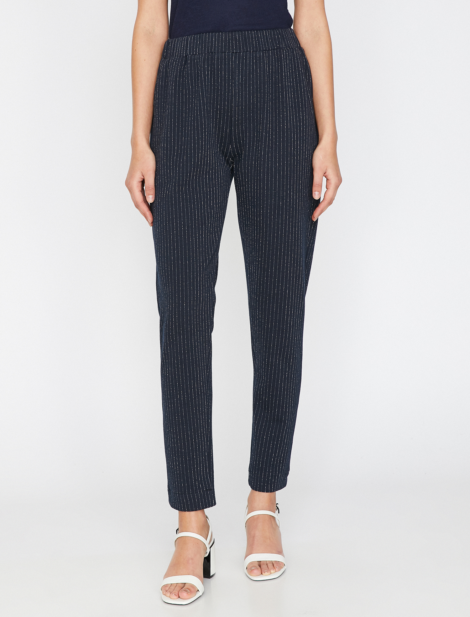   Sim Detaylı Pantolon