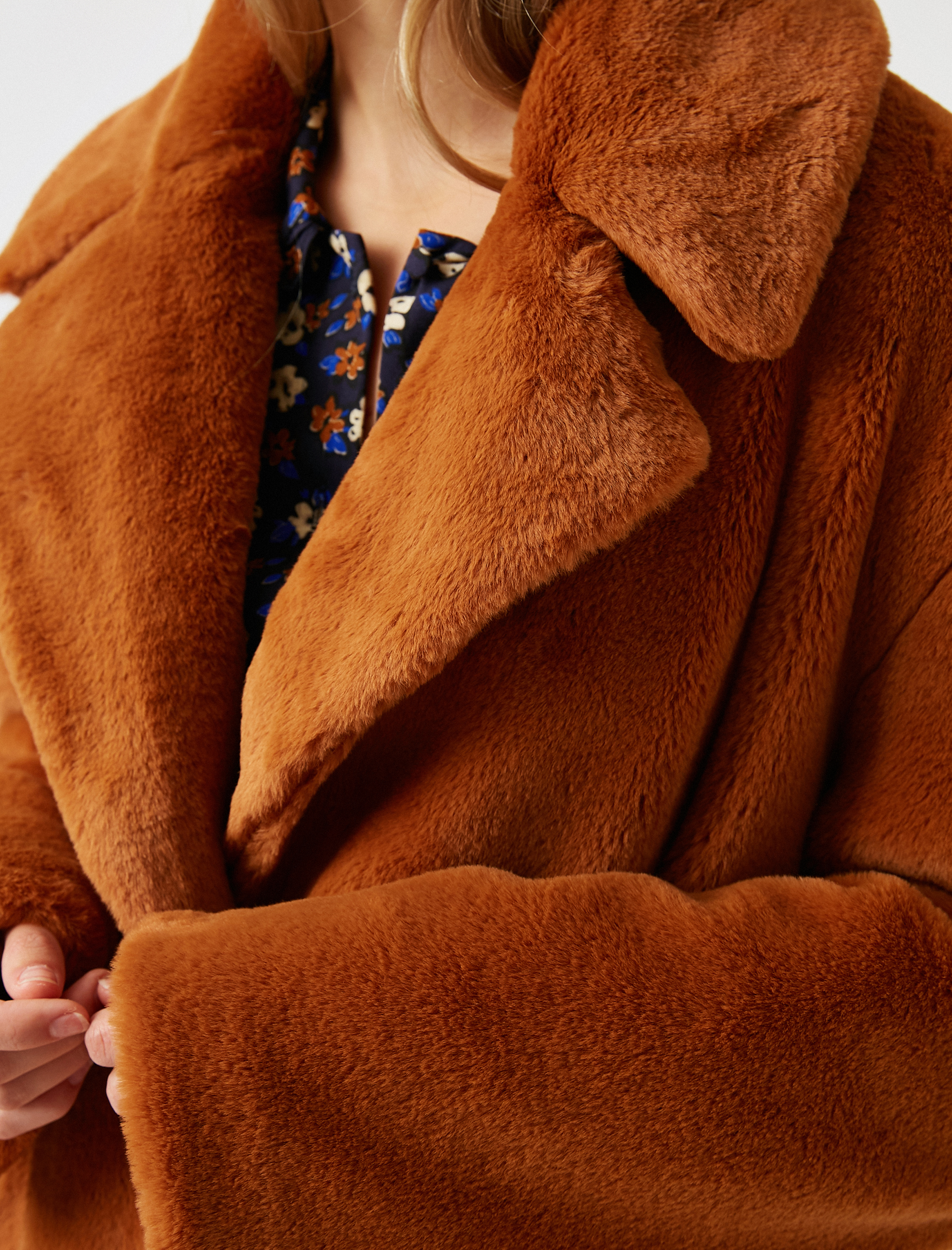   Oversize Suni Kürk Kaban