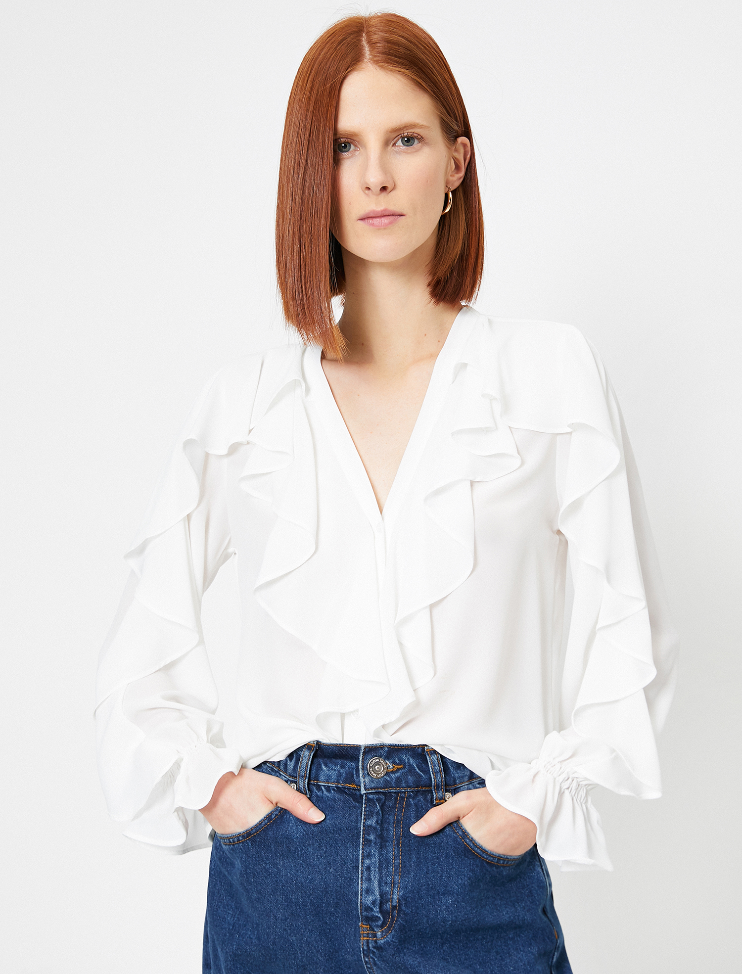   V Yaka Volanlı Gömlek