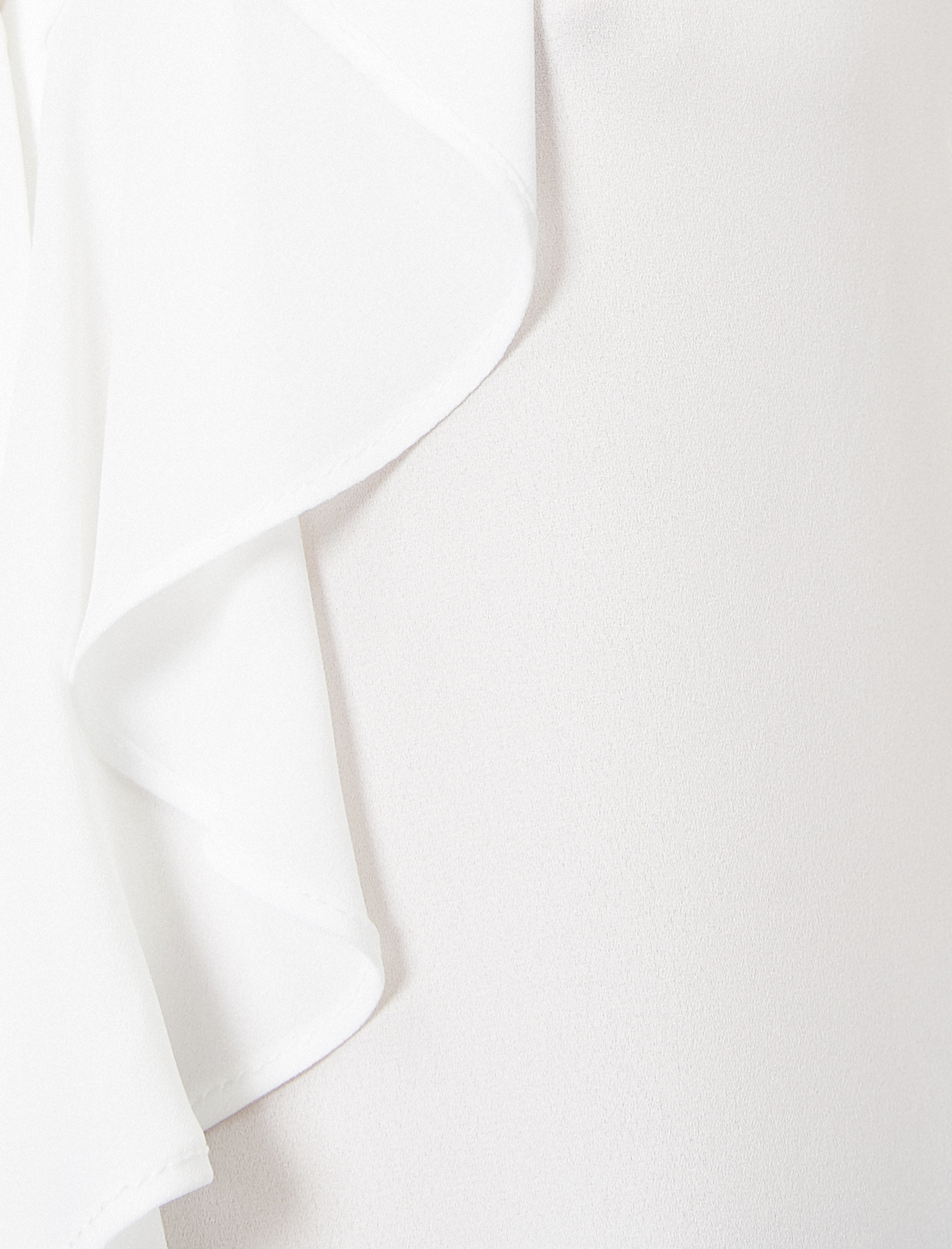   V Yaka Volanlı Gömlek