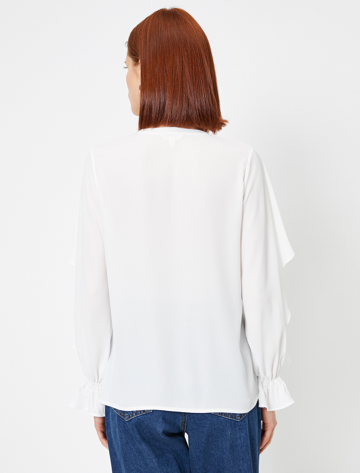   V Yaka Volanlı Gömlek