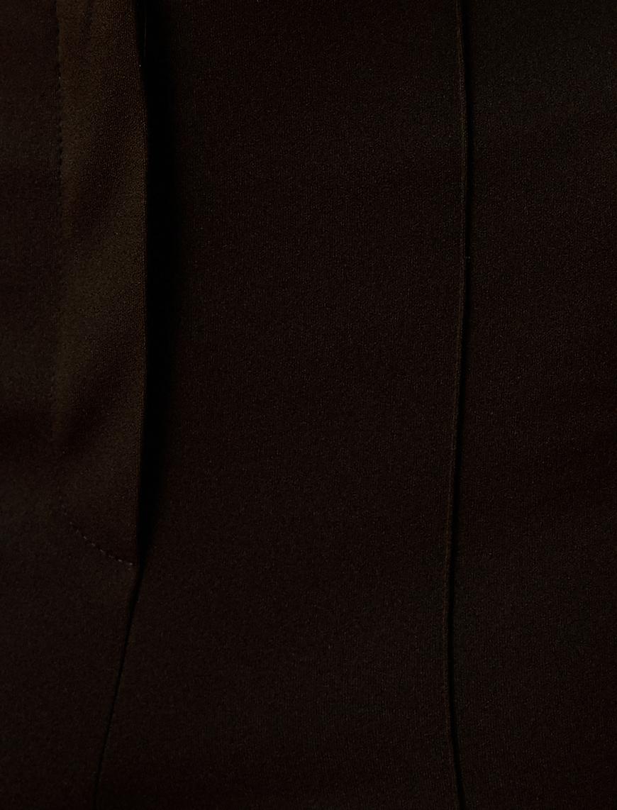   İspanyol Paça Pantolon Yırtmaç Detaylı