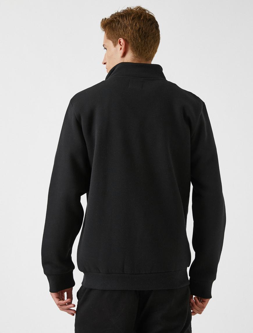   Yarım Fermuarlı Basic Sweatshirt