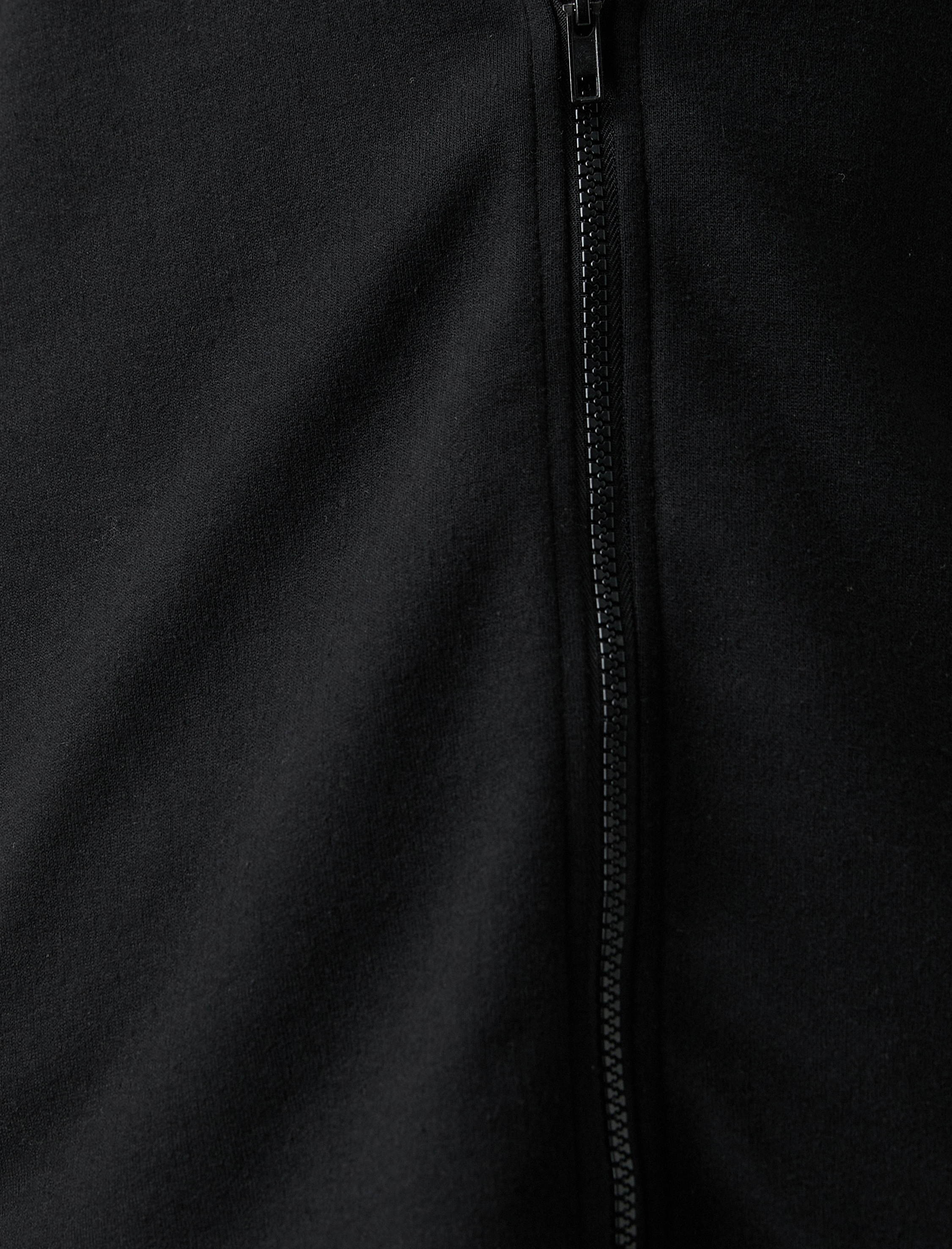   Fermuarlı Dik Yaka Sweatshirt