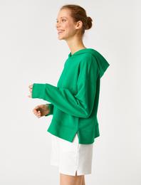 Uzun Kollu Kapüşonlu Sweatshirt