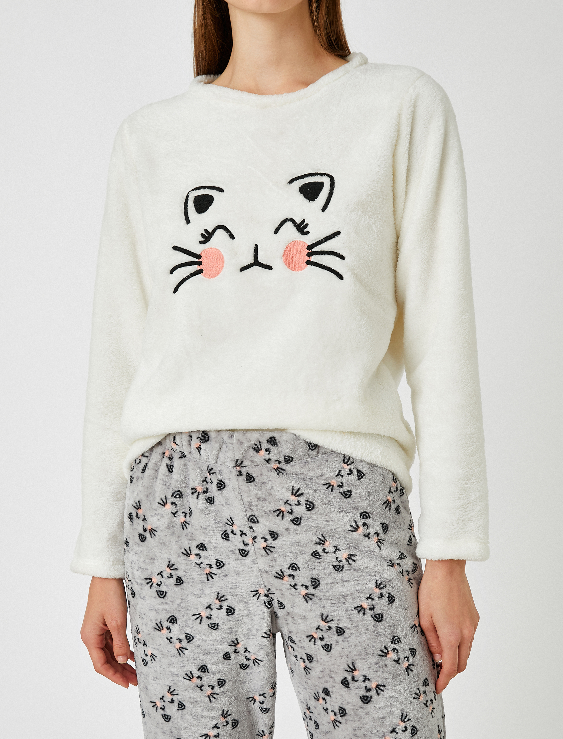  Polar Pijama Takımı İşlemeli