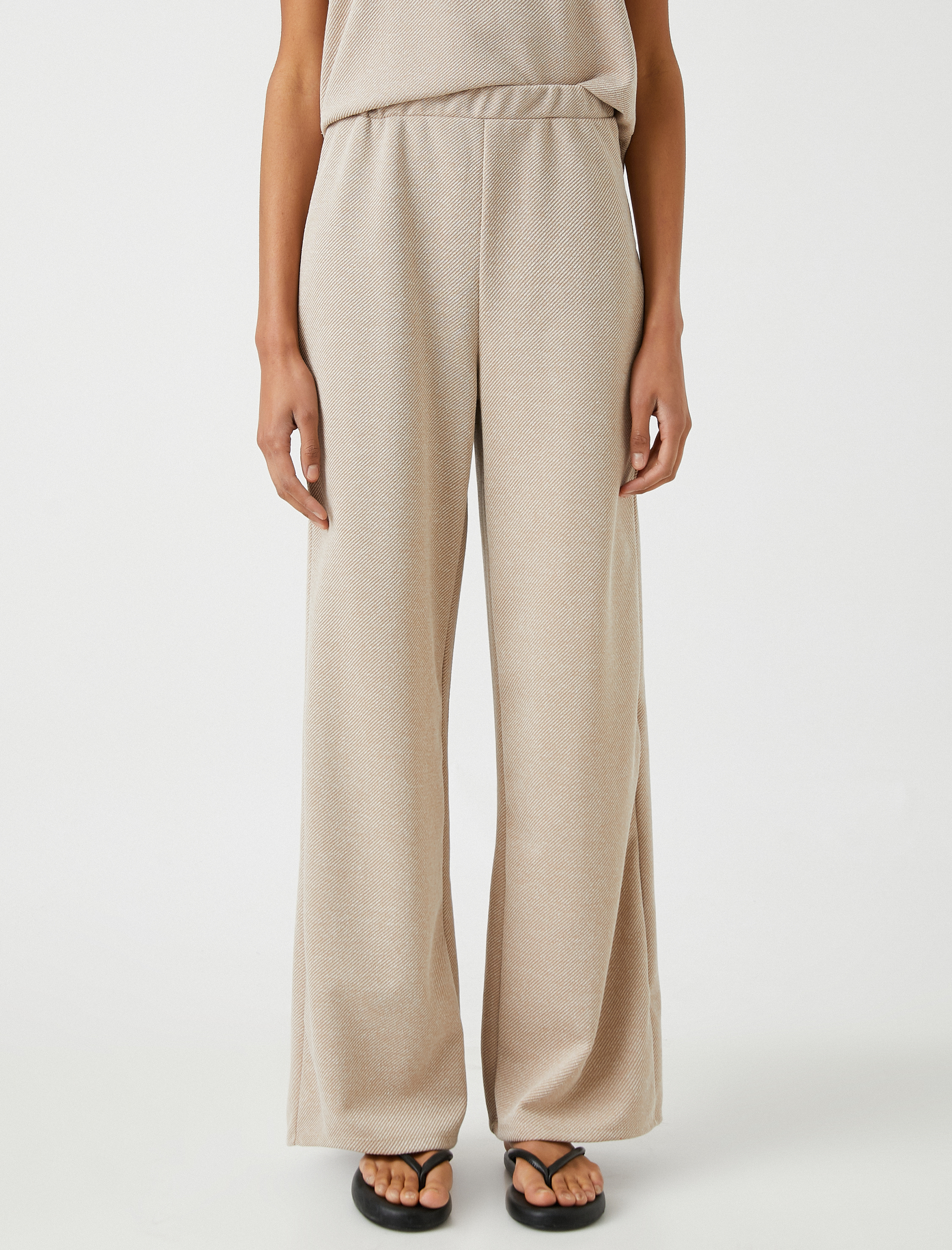   Beli Lastikli Bol Paçalı Pantolon