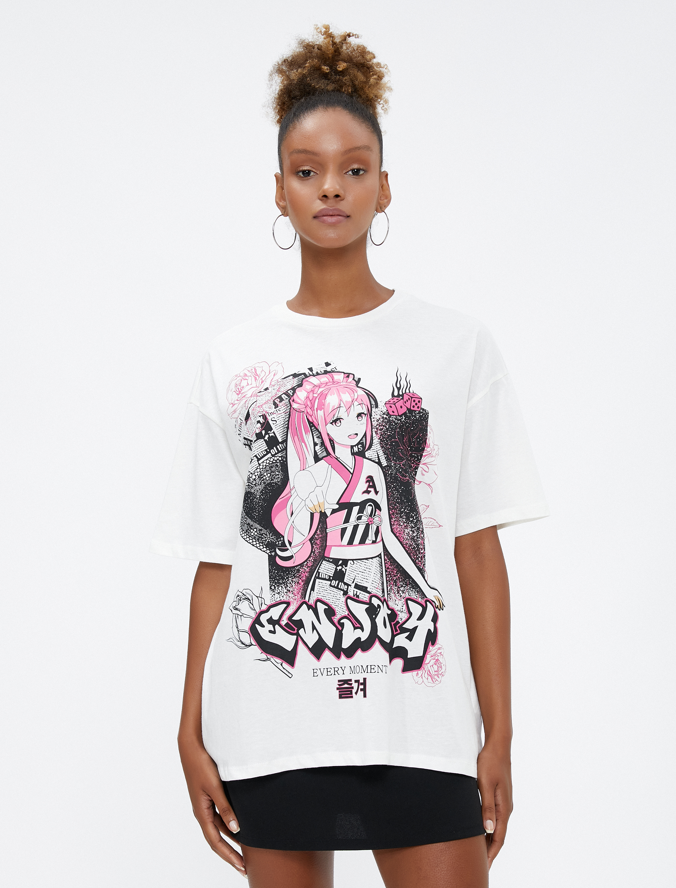   Anime Tişört Baskılı Rahat Kesim Bisiklet Yaka Kısa Kollu