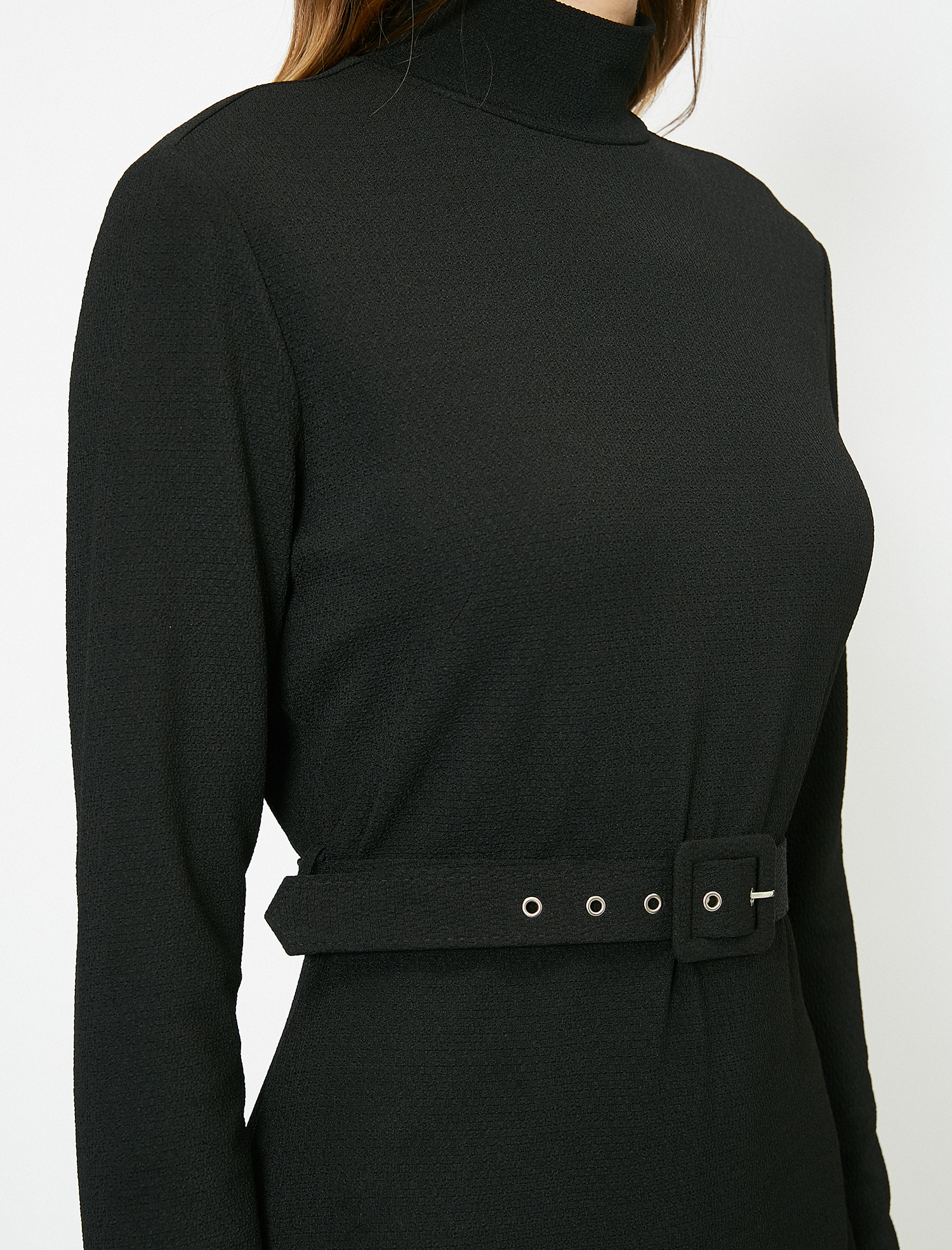   Düğme Detaylı Tişört