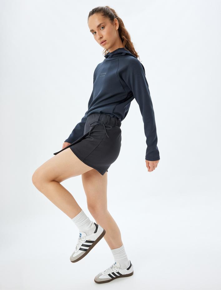  Kapüşonlu Bol Kalıp Slogan Baskılı Modal Karışımlı Spor Sweatshirt