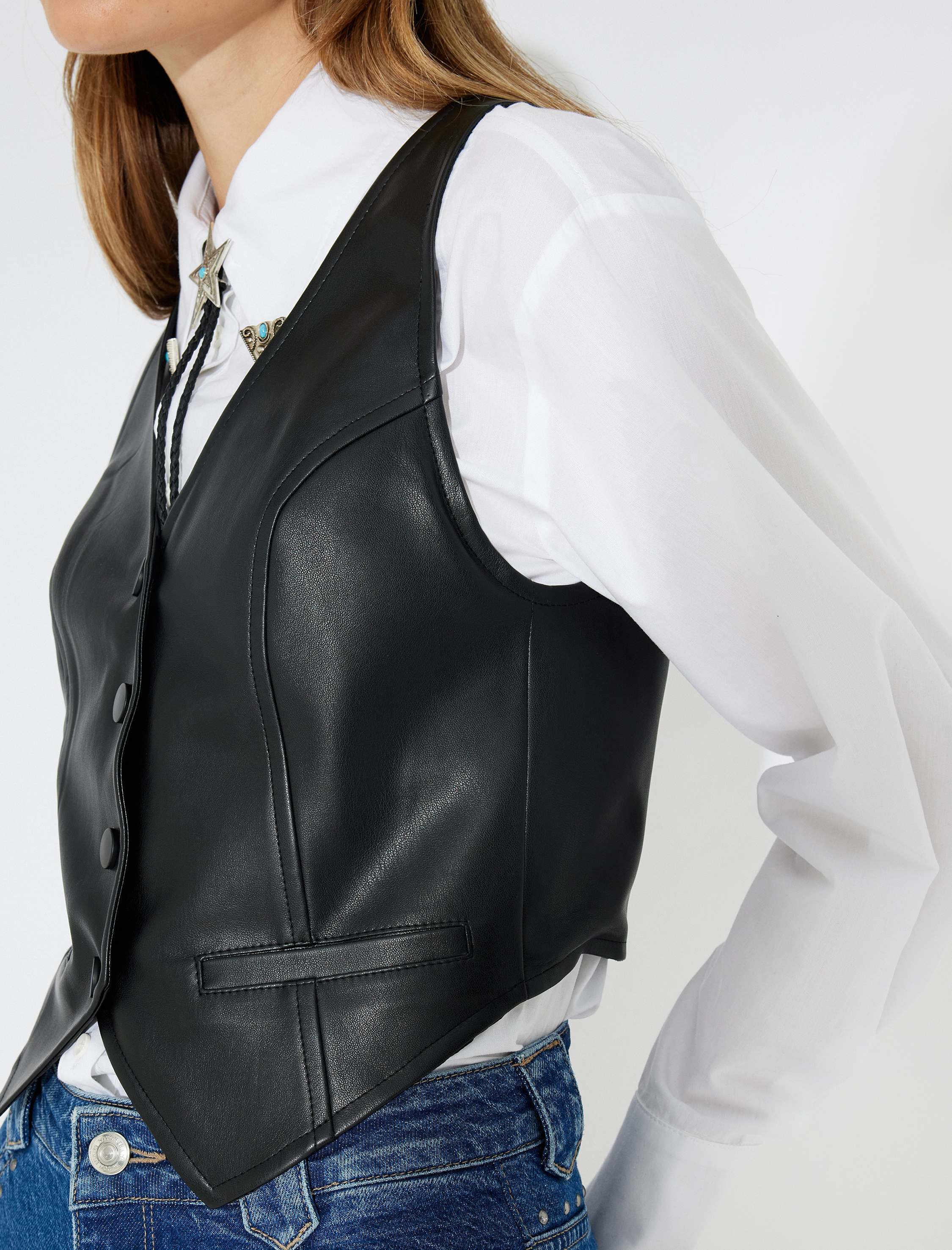   Düğmeli V Yaka Suni Deri Yelek