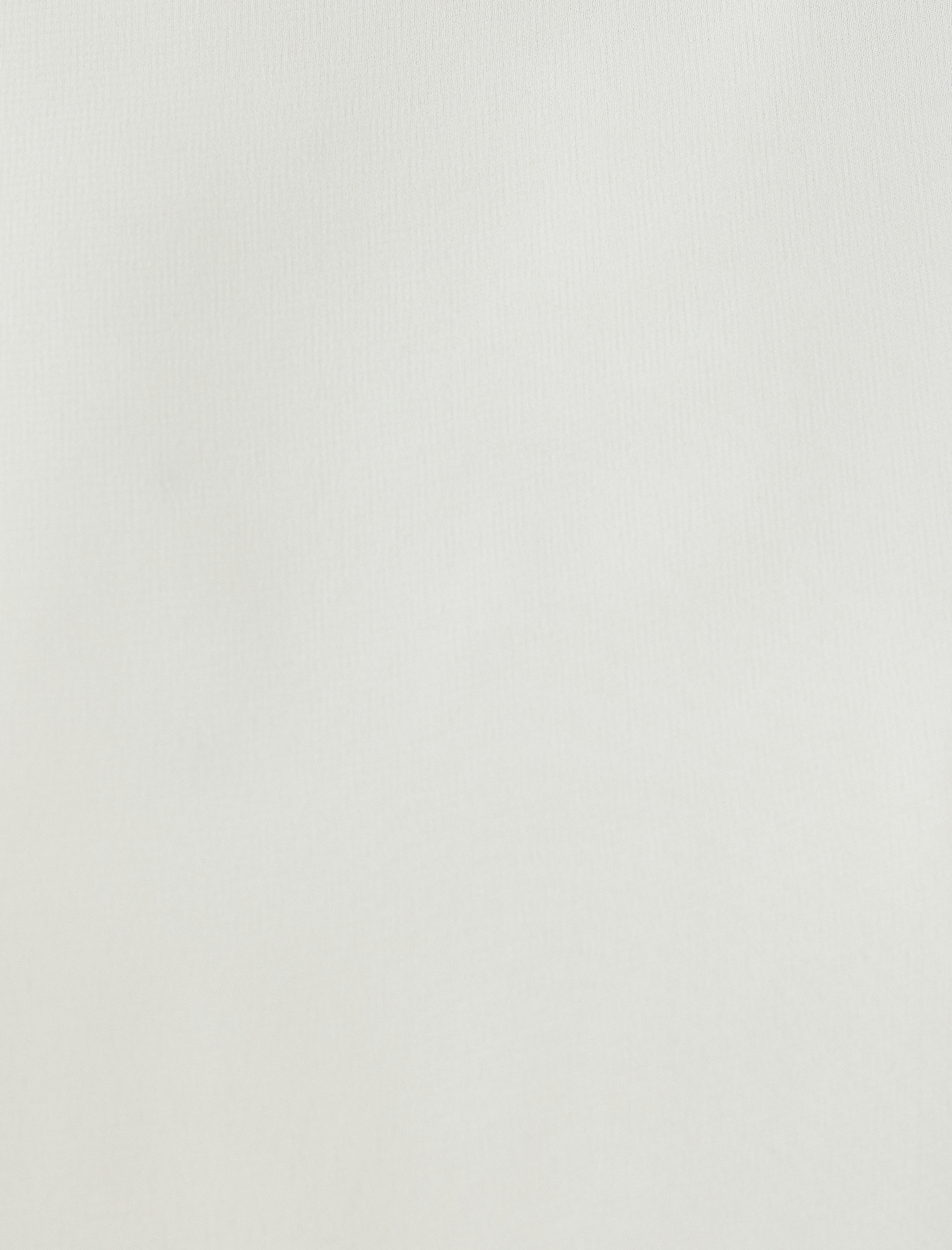 Şifon Bluz Yuvarlak Yaka Uzun Pileli Tül Kollu