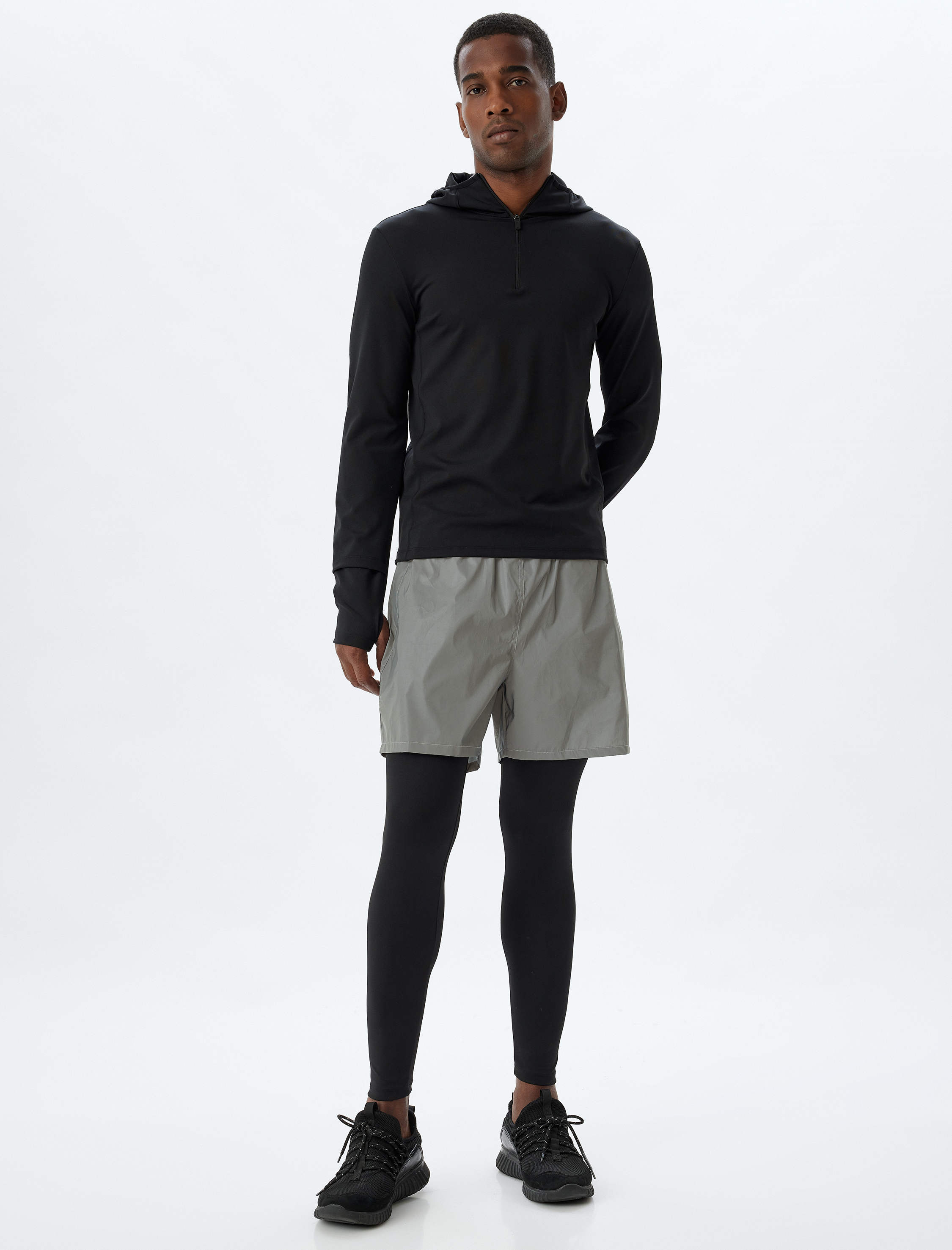   Spor Şort Bermuda Beli Bağcıklı Paraşüt Kumaş Cep Detaylı