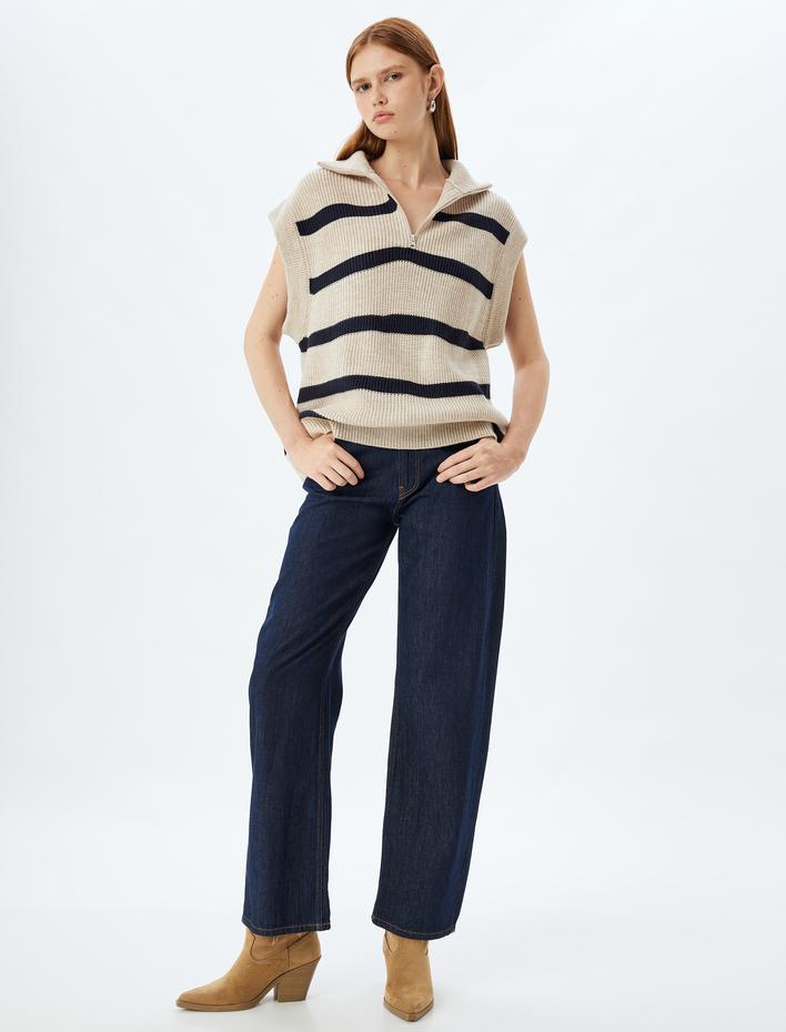  Triko Oversize Süveter Yarım Fermuar Detaylı Dik Yaka Kolsuz