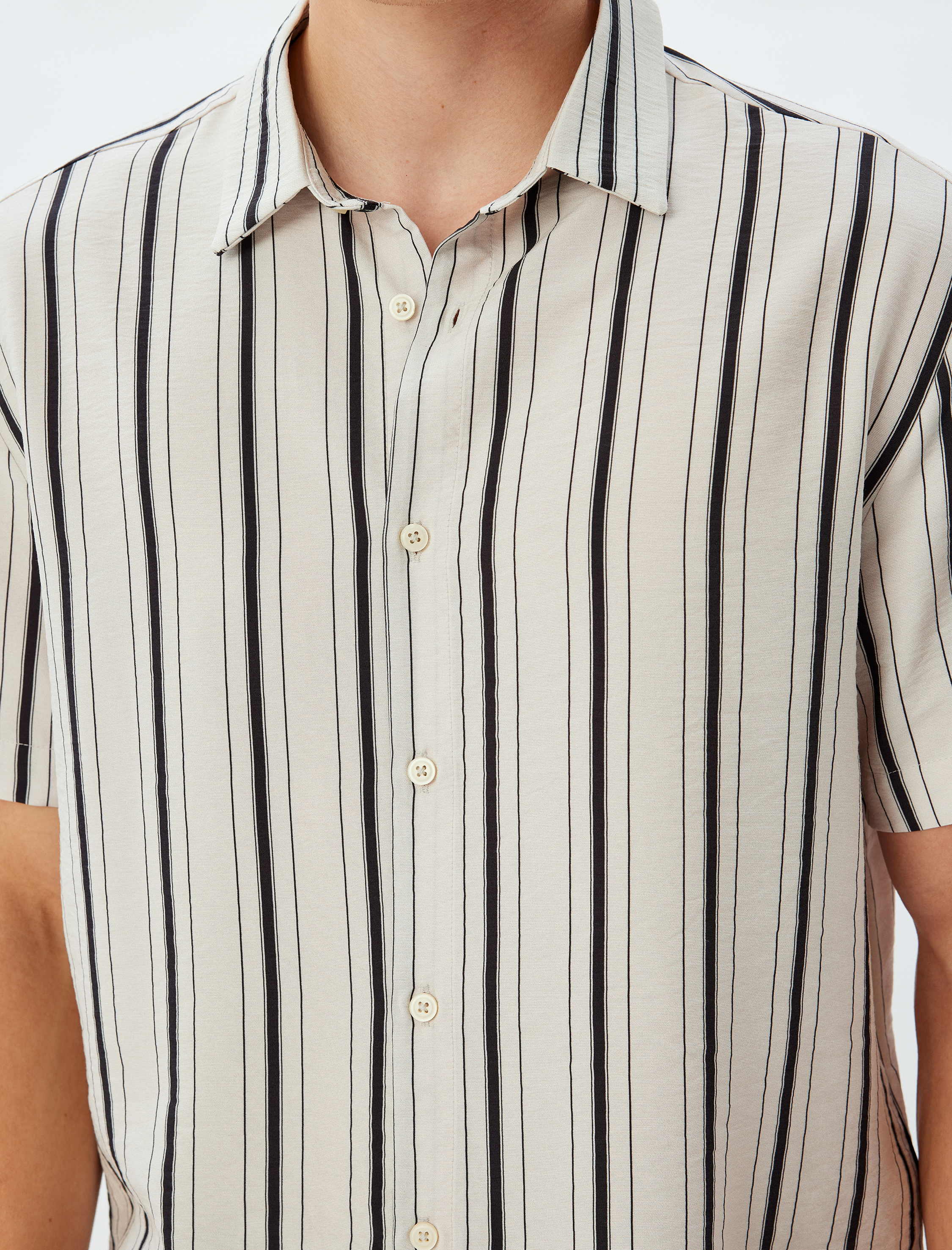   Viskon Çizgili Kısa Kollu Gömlek Regular Fit