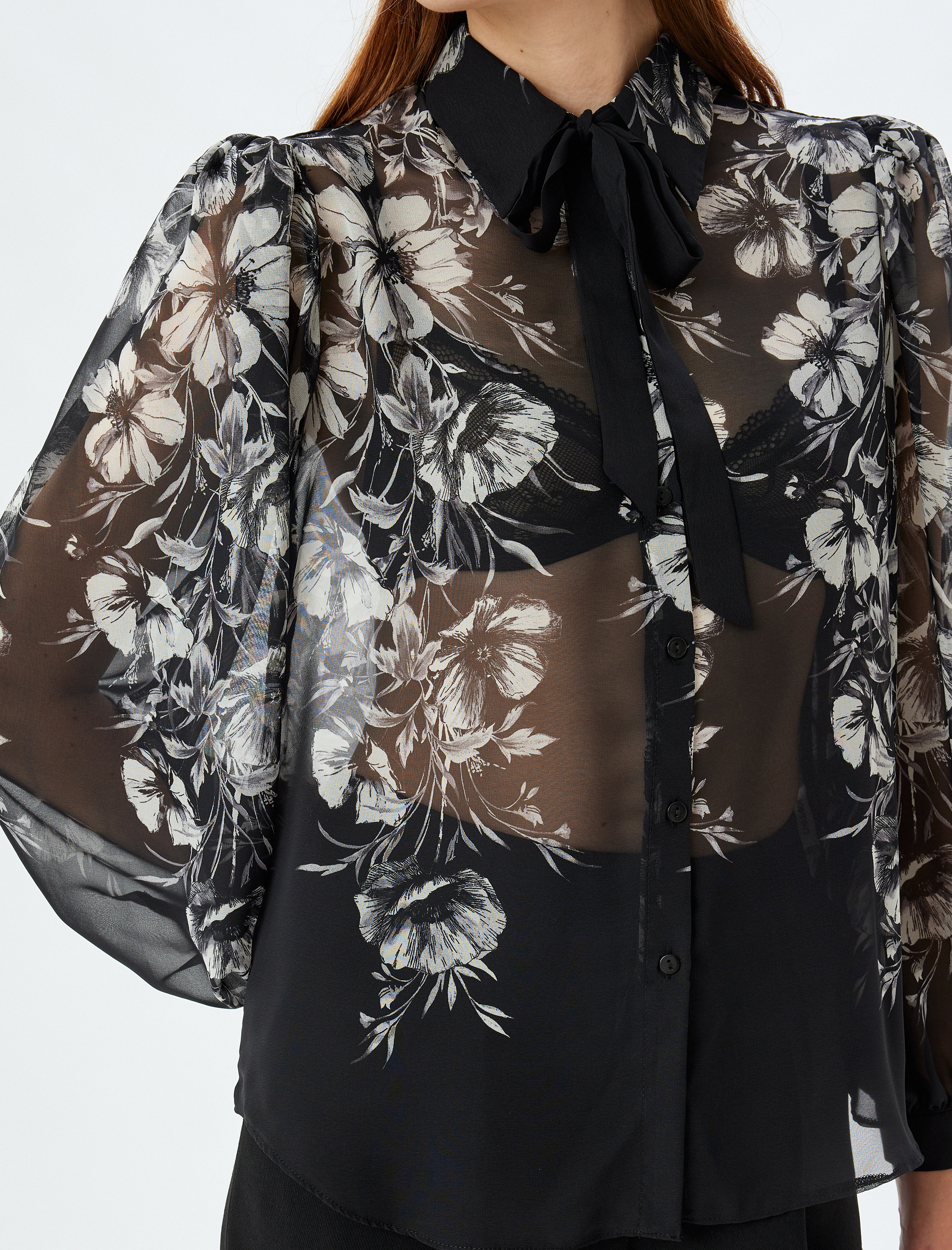 Çiçekli Transparan Şifon Gömlek Kabarık Uzun Balon Kol Kurdele Detaylı