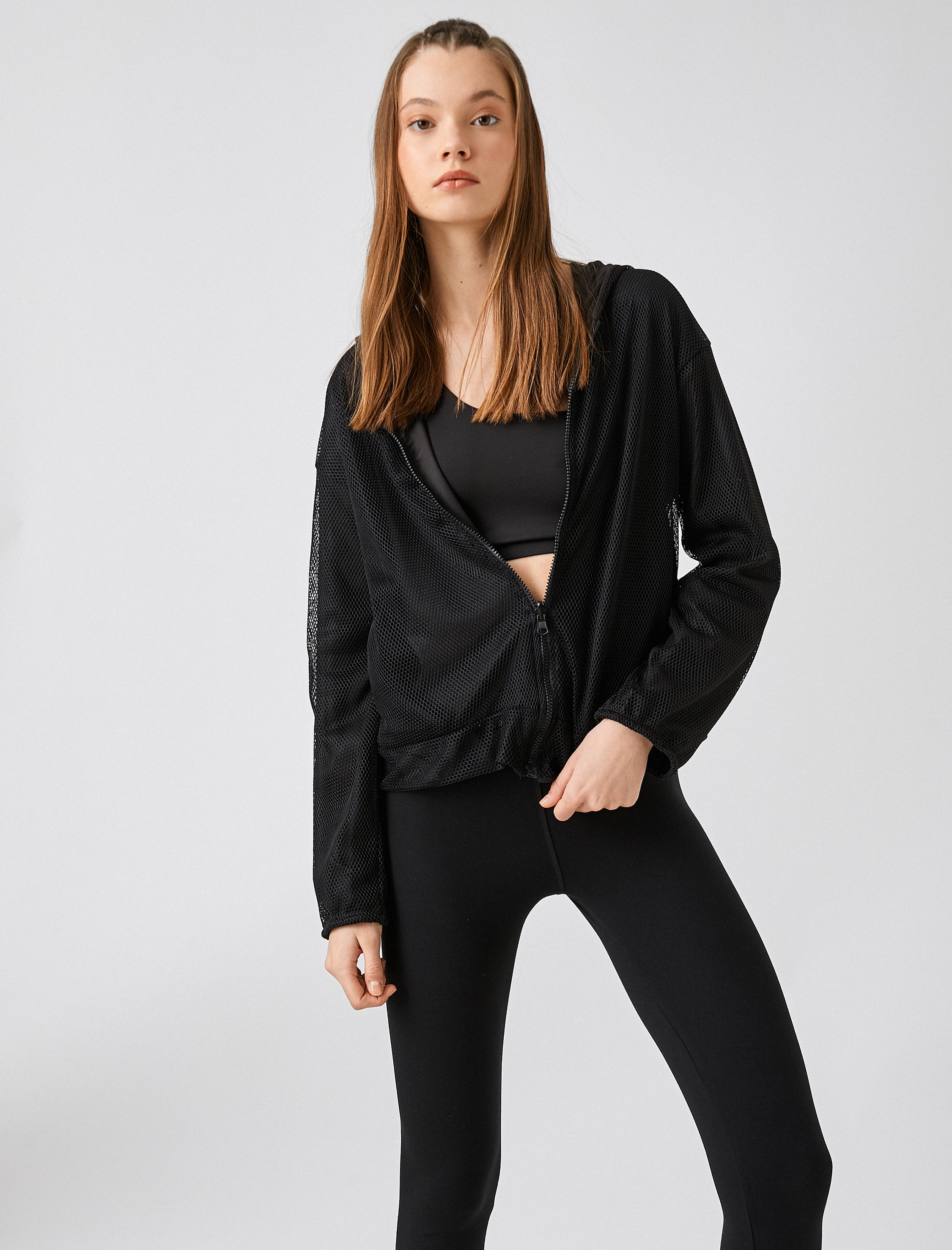   Fermuar Detaylı Spor Mont