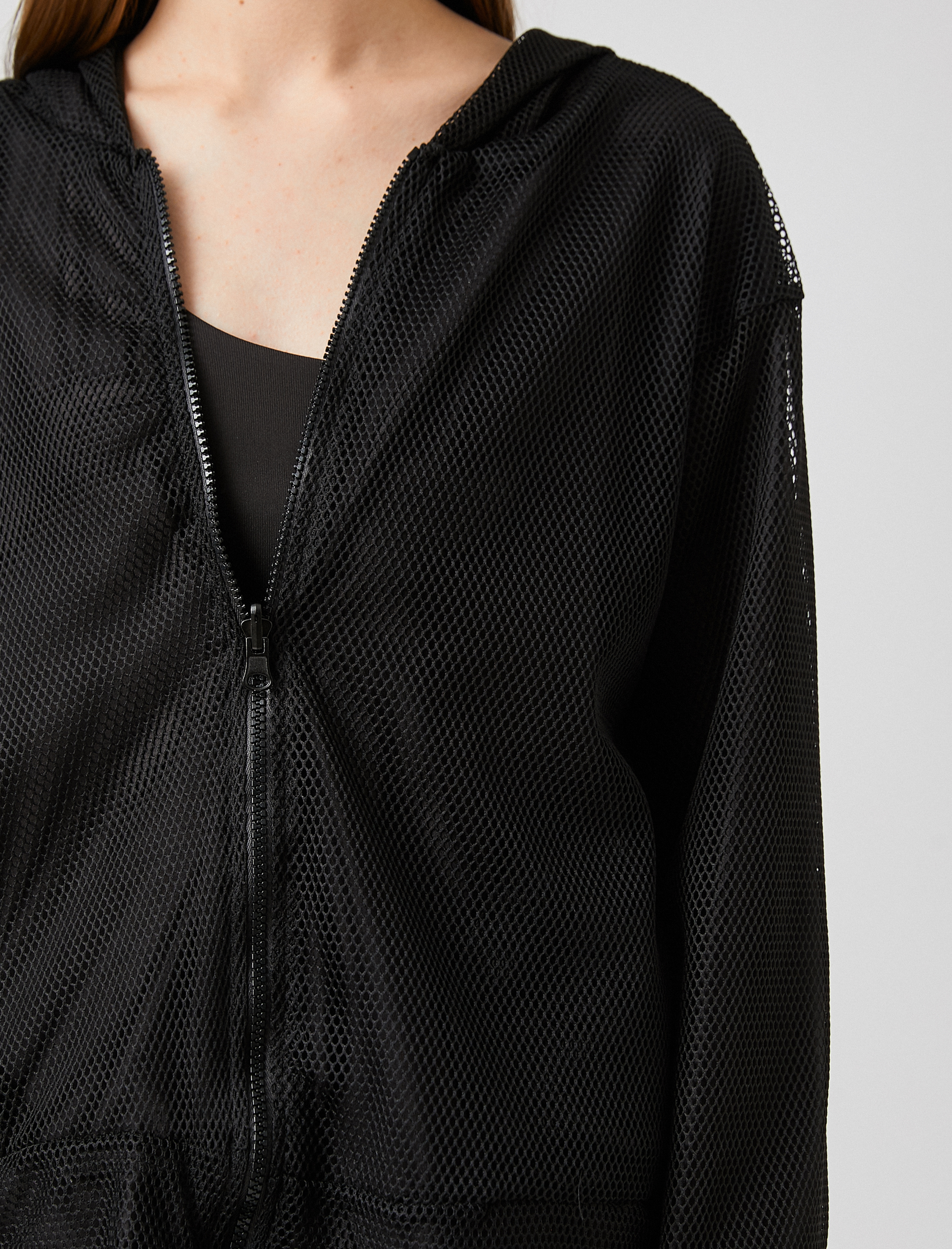   Fermuar Detaylı Spor Mont