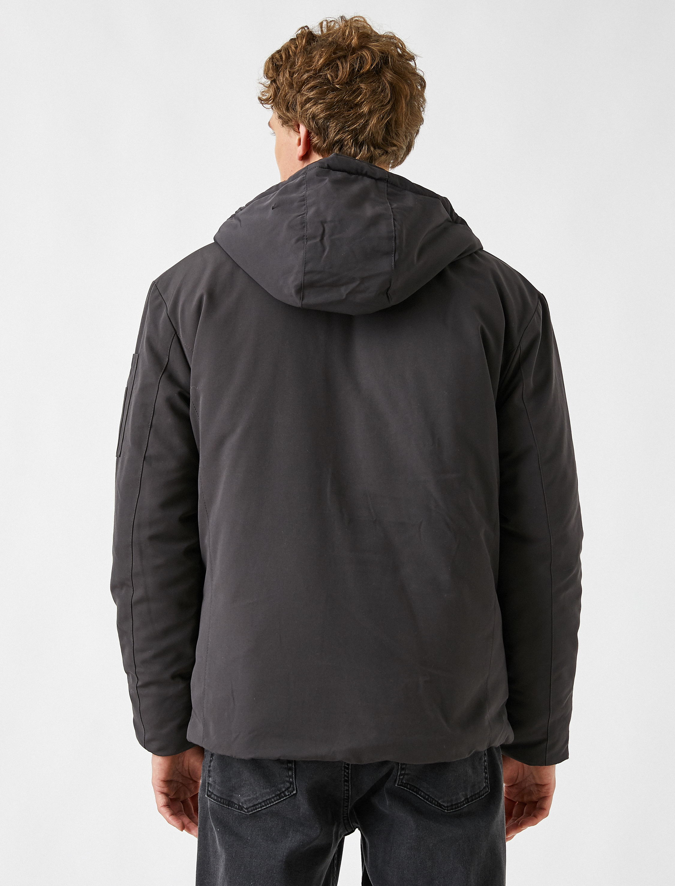   Kapşonlu Kışlık Mont