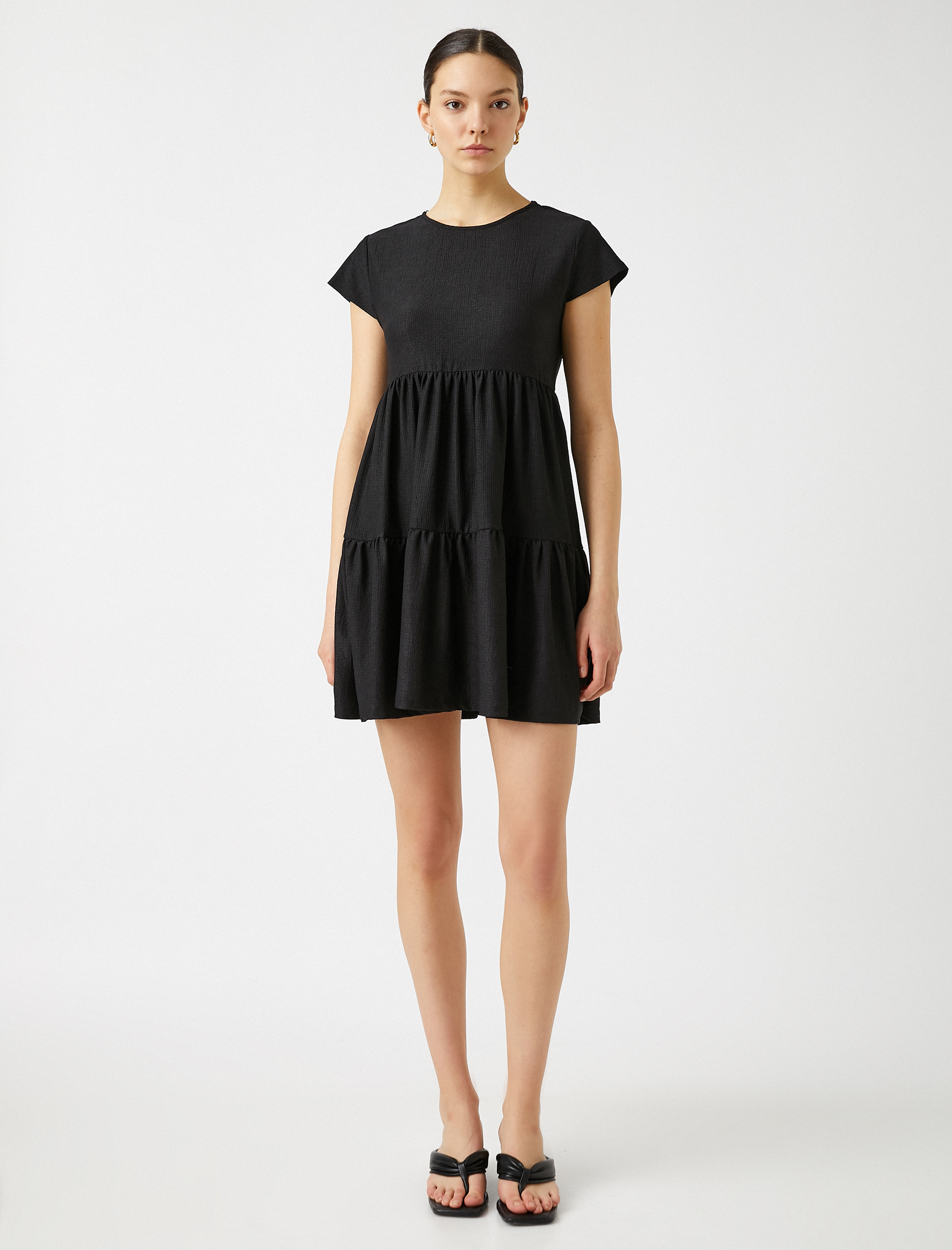   Fırfırlı Elbise Kısa Kollu