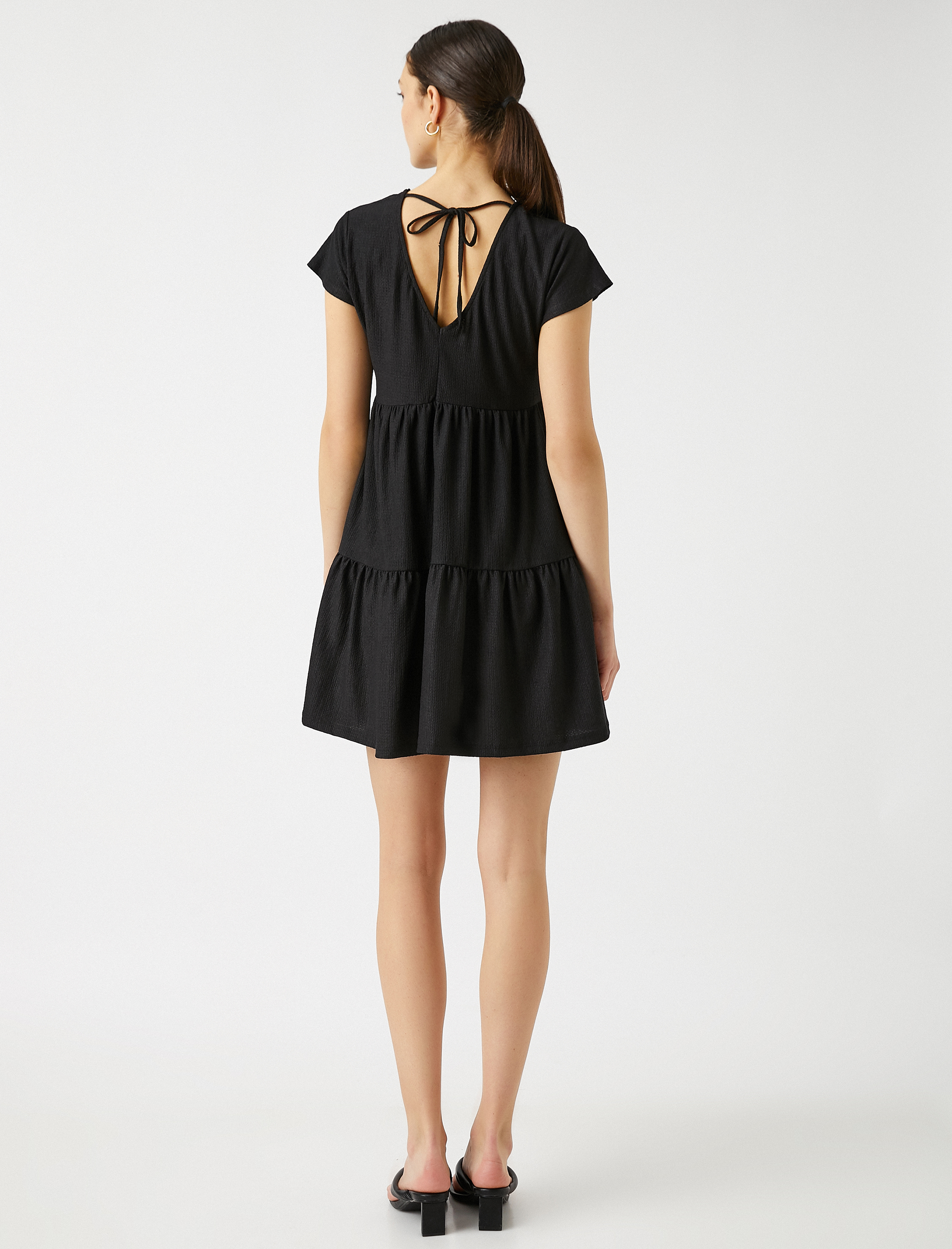   Fırfırlı Elbise Kısa Kollu