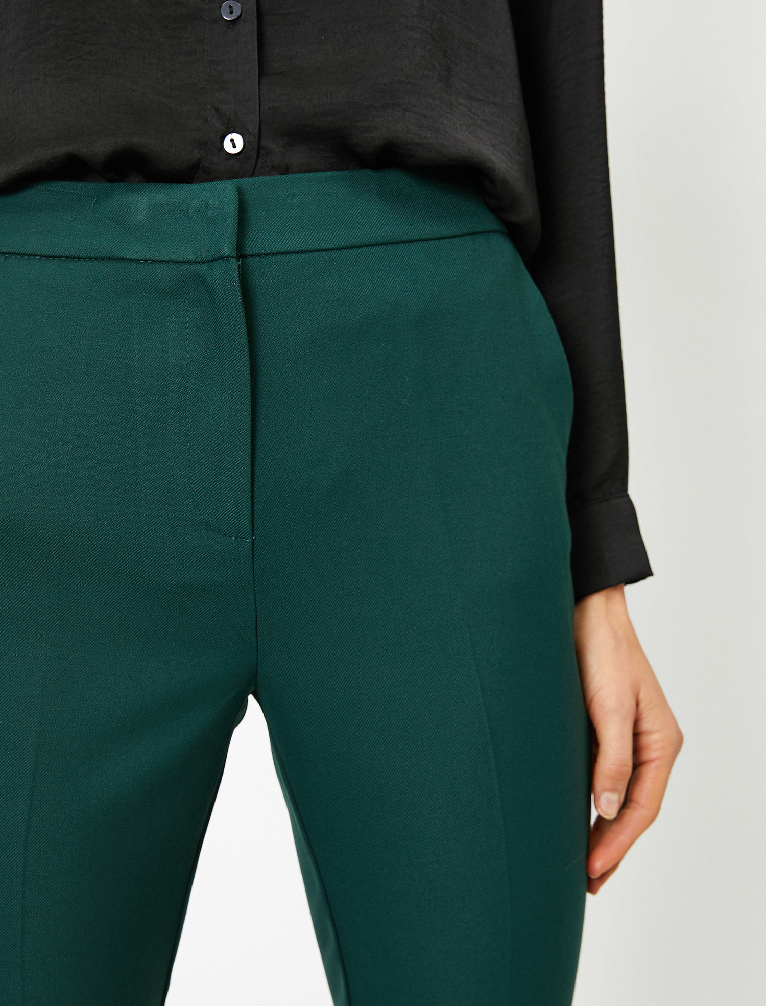   Cep Detaylı Pantolon