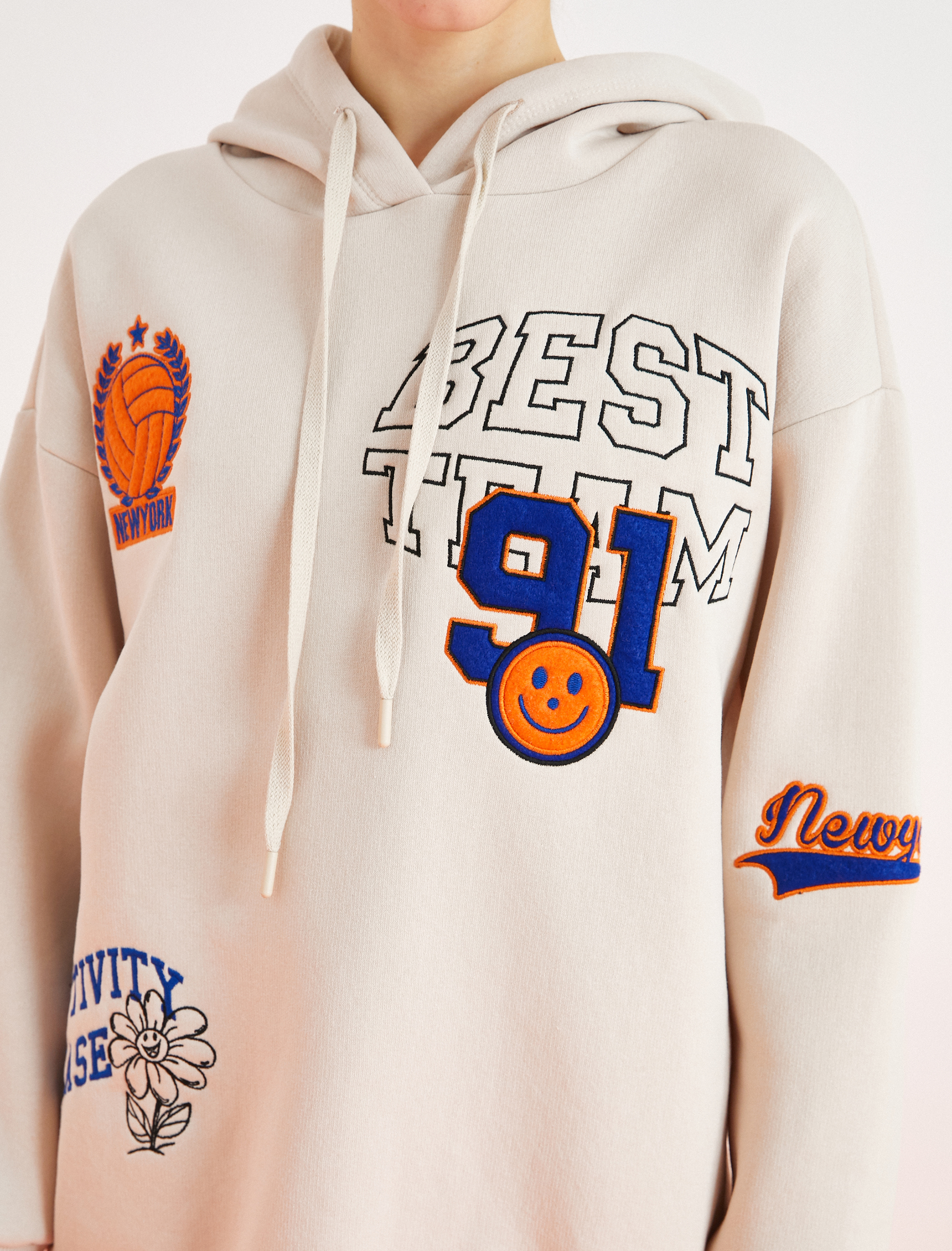   Kapüşonlu Baskılı Sweatshirt