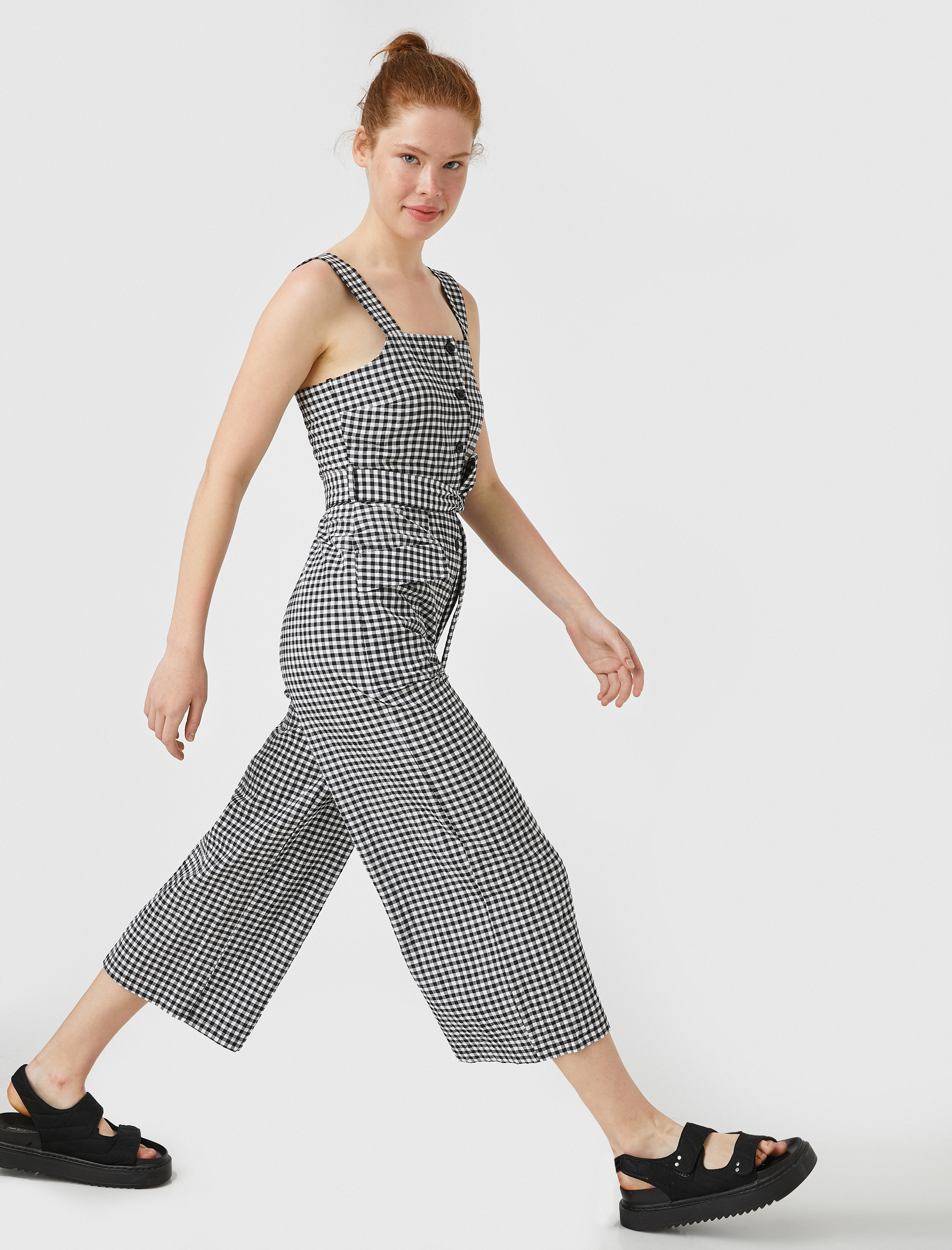   Kareli Tulum Kemerli