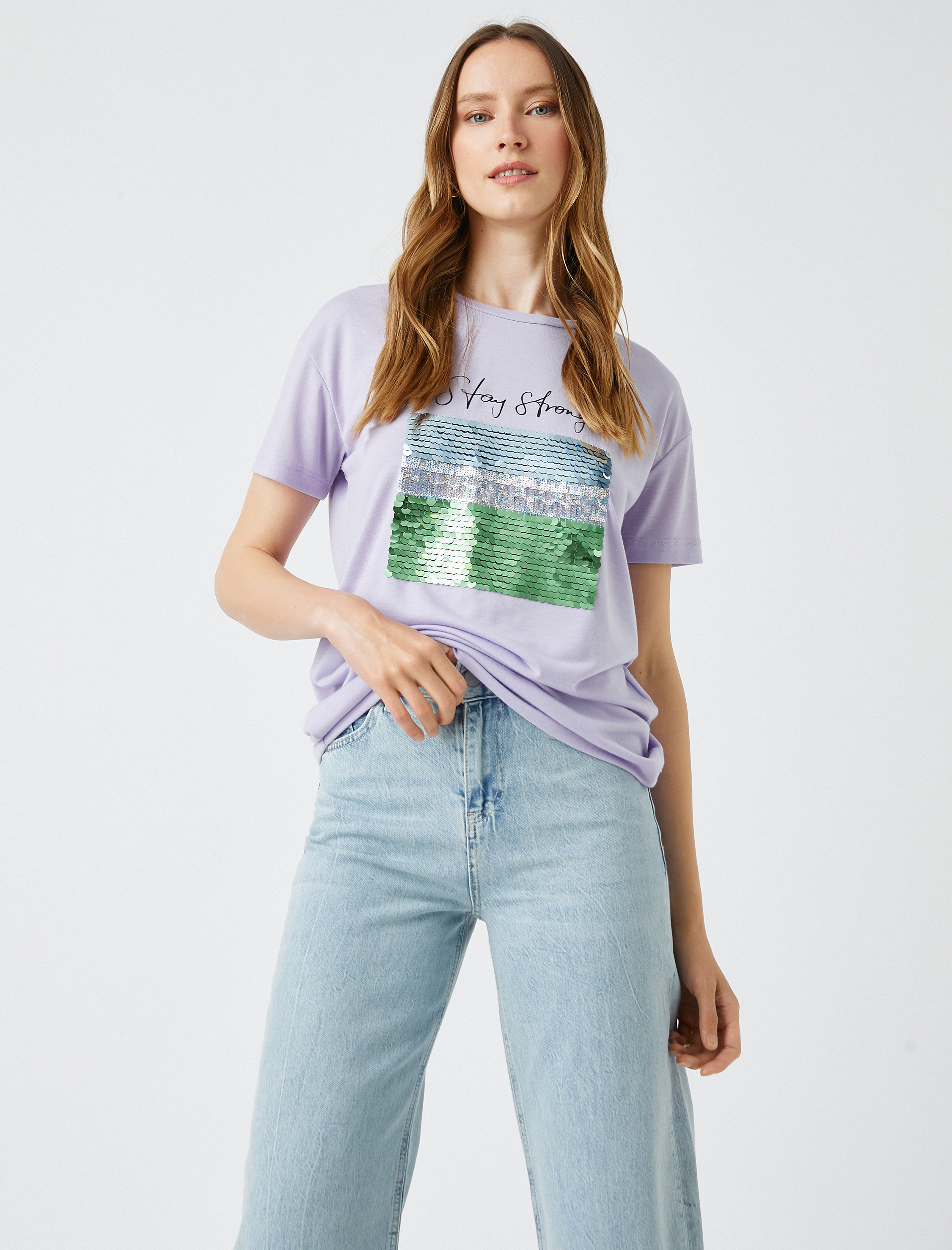   Bisiklet Yaka Payetli Baskılı Kısa Kollu Tişört