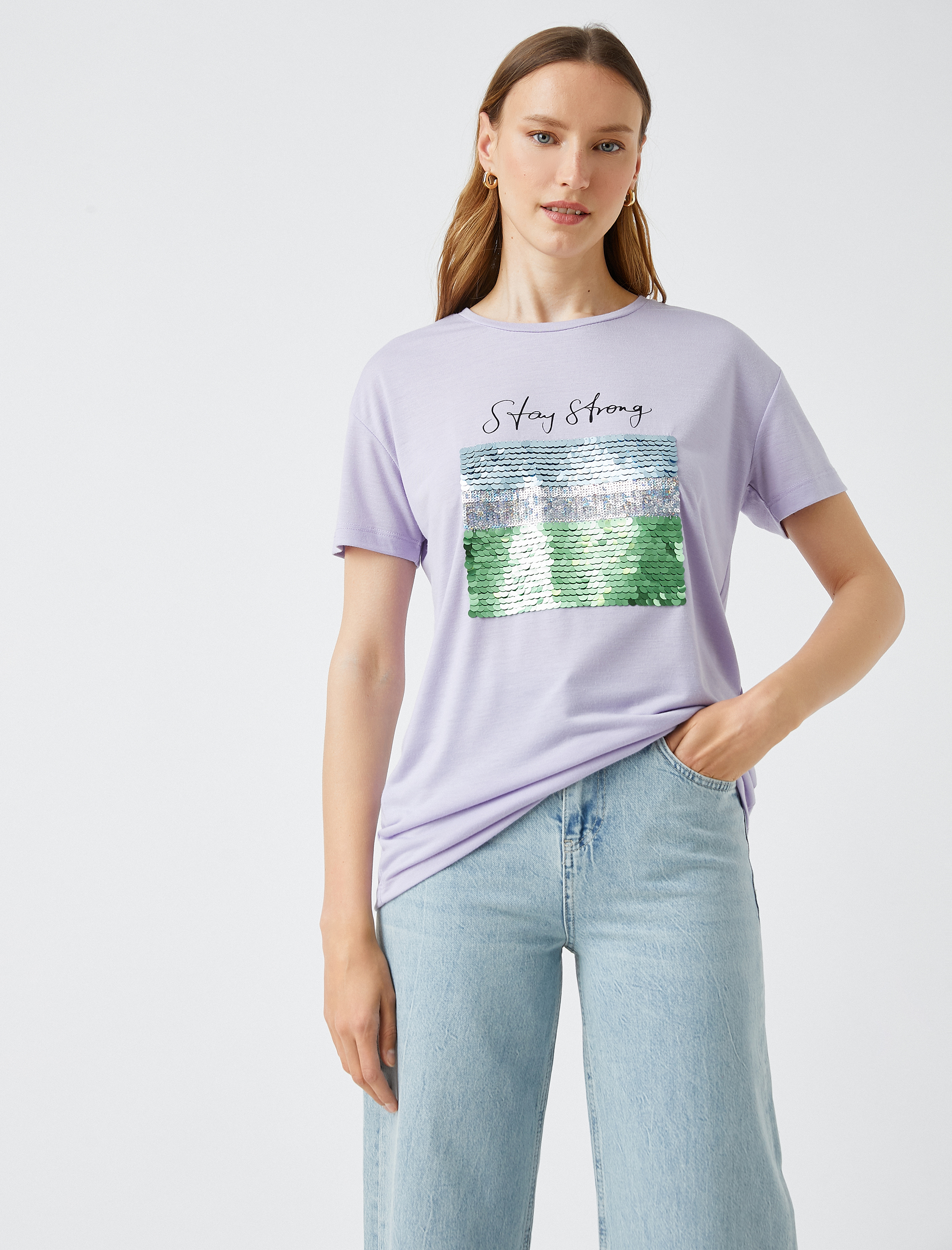   Bisiklet Yaka Payetli Baskılı Kısa Kollu Tişört