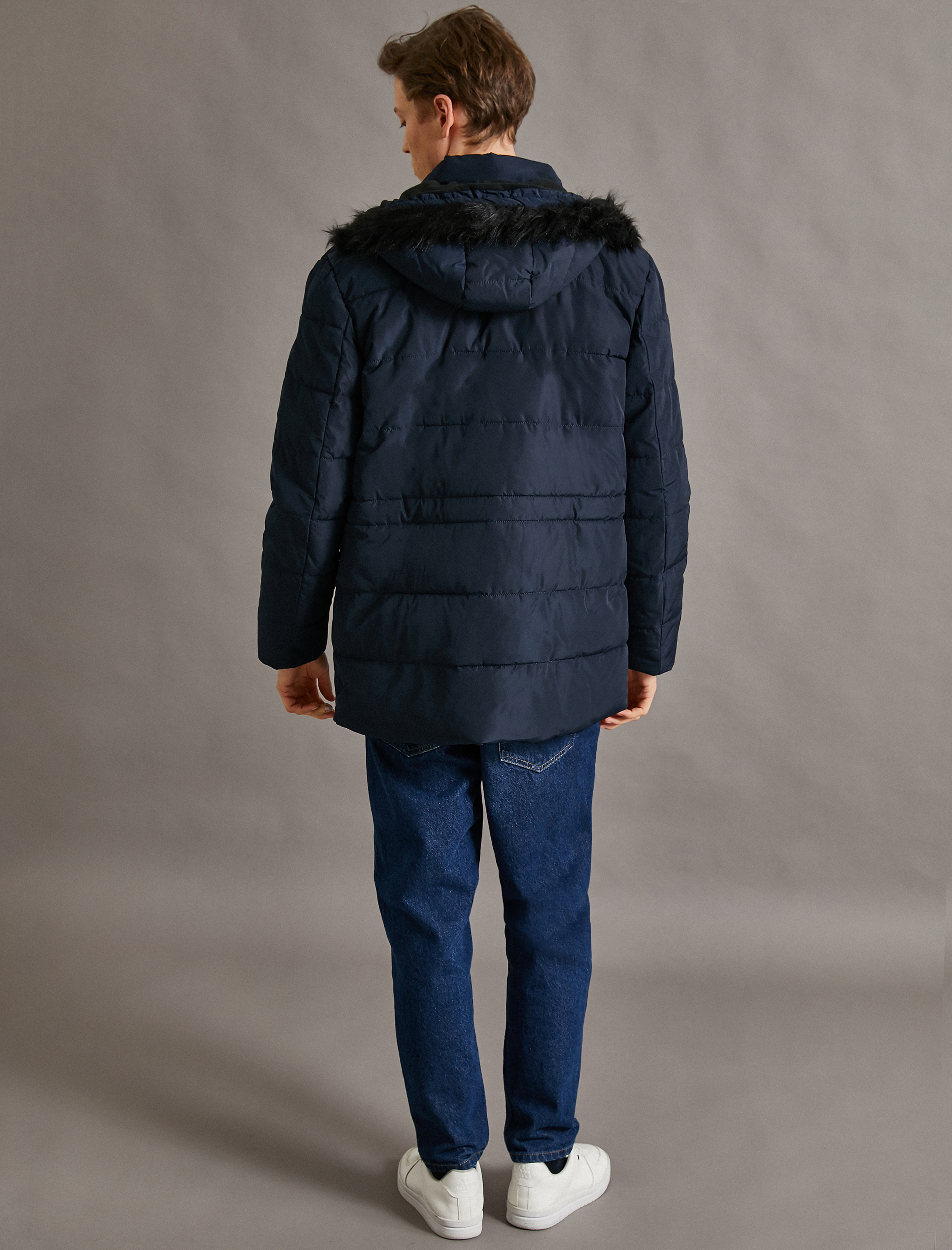   Şişme Mont Kapüşonlu Kürk Detaylı