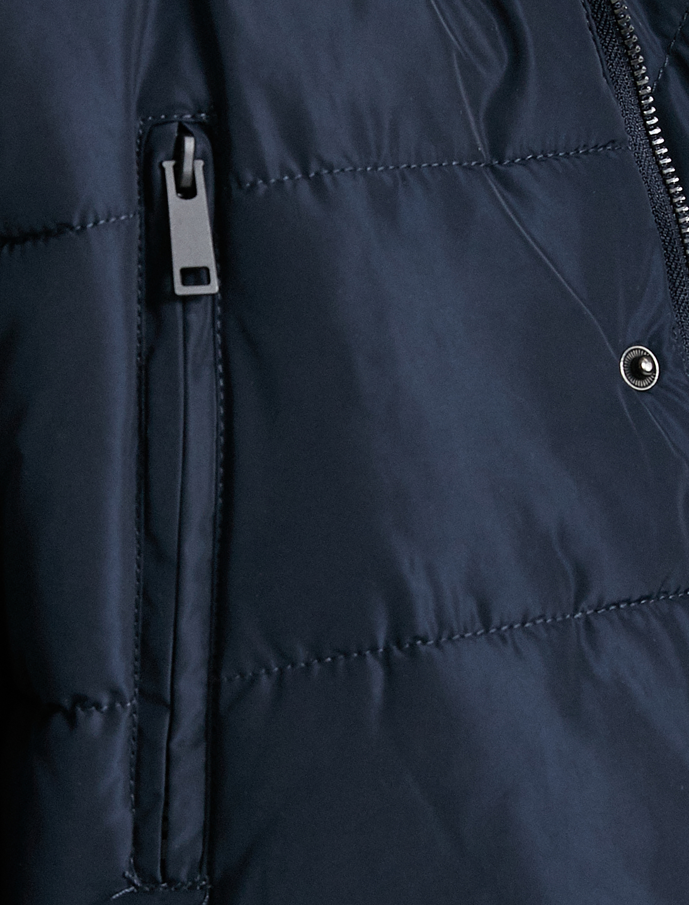   Şişme Mont Kapüşonlu Kürk Detaylı