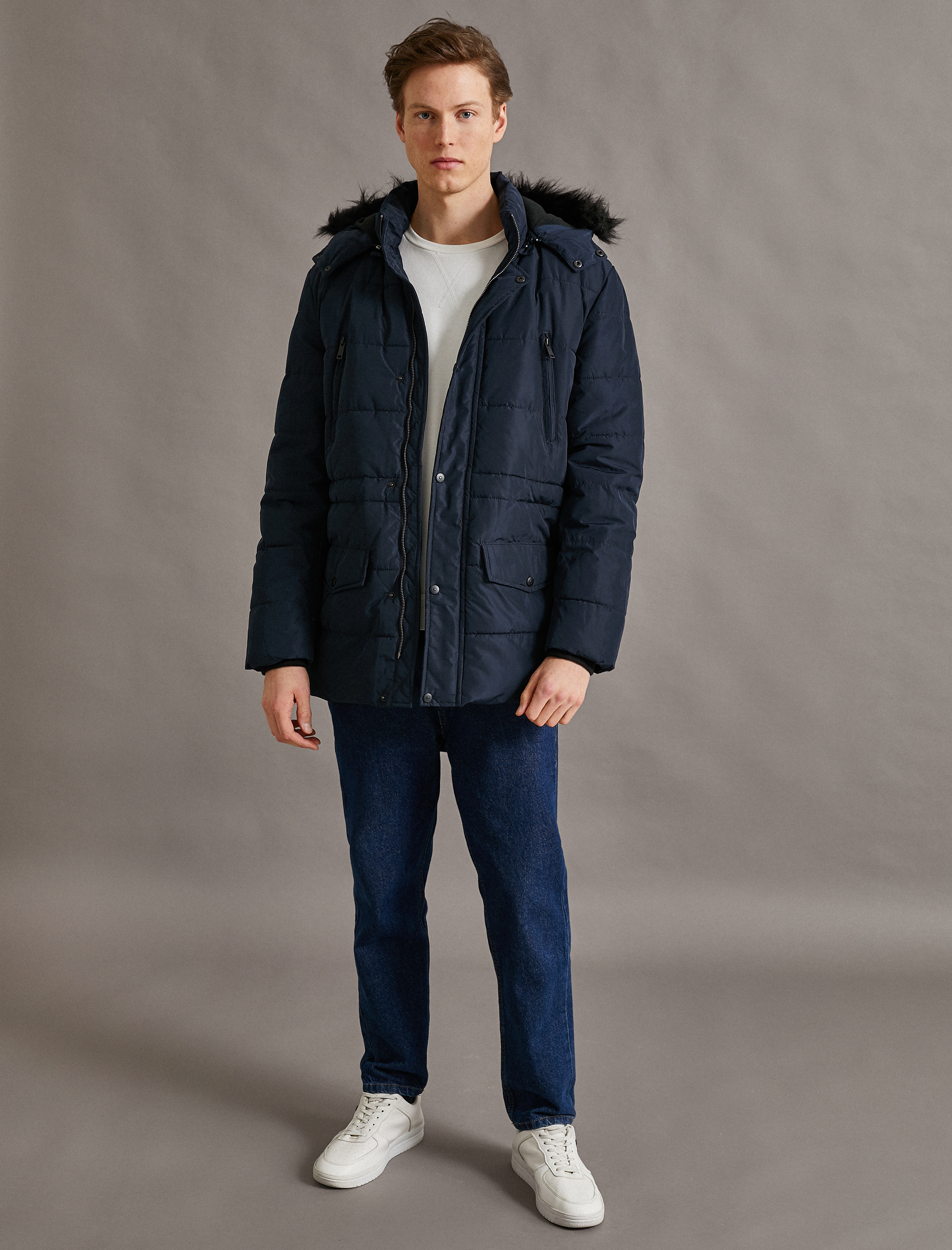   Şişme Mont Kapüşonlu Kürk Detaylı