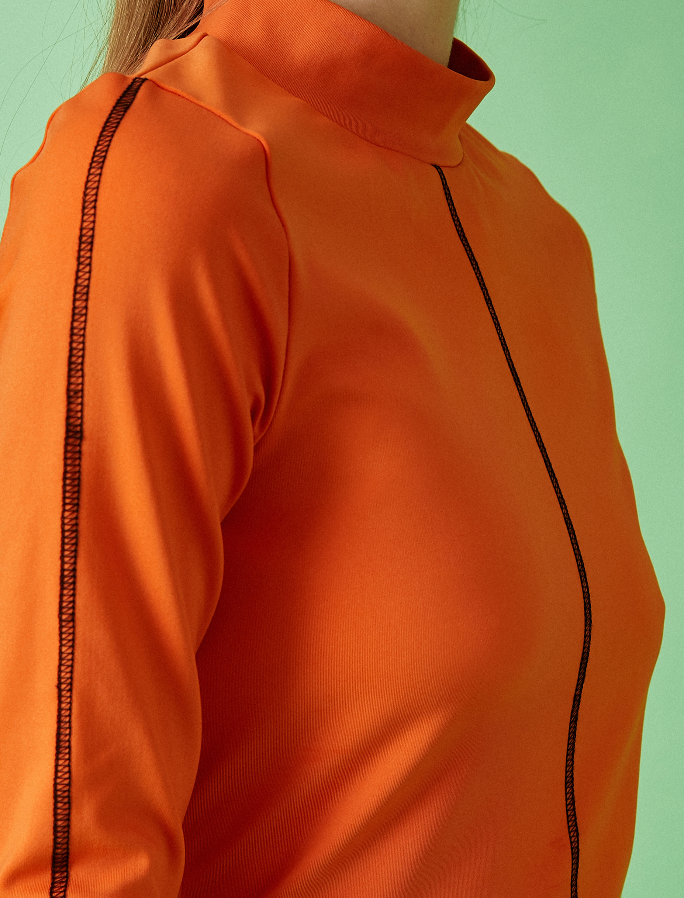   Uzun Kollu Tişört Dik Yaka