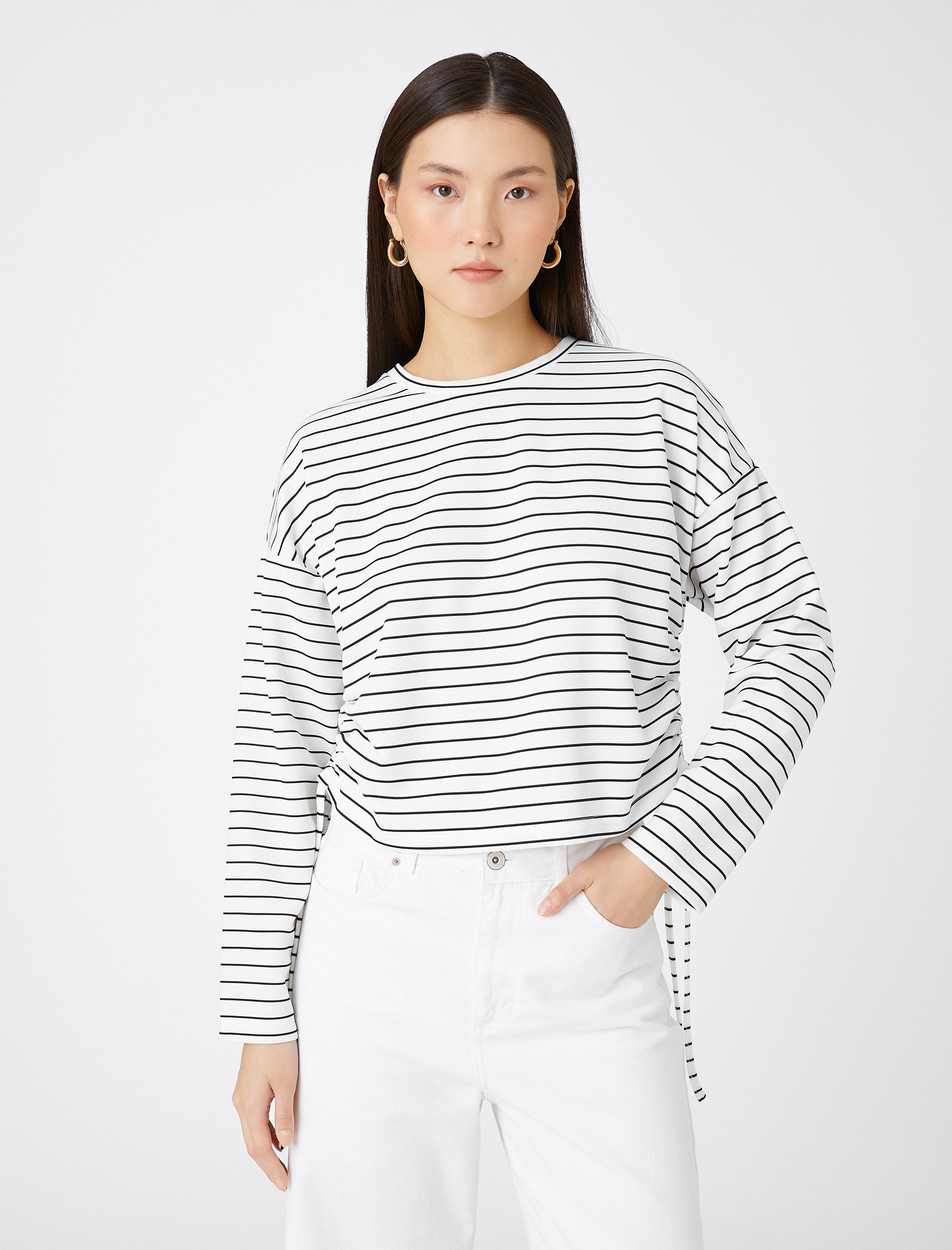   Bisiklet Yaka Sweatshirt Büzgü Detaylı