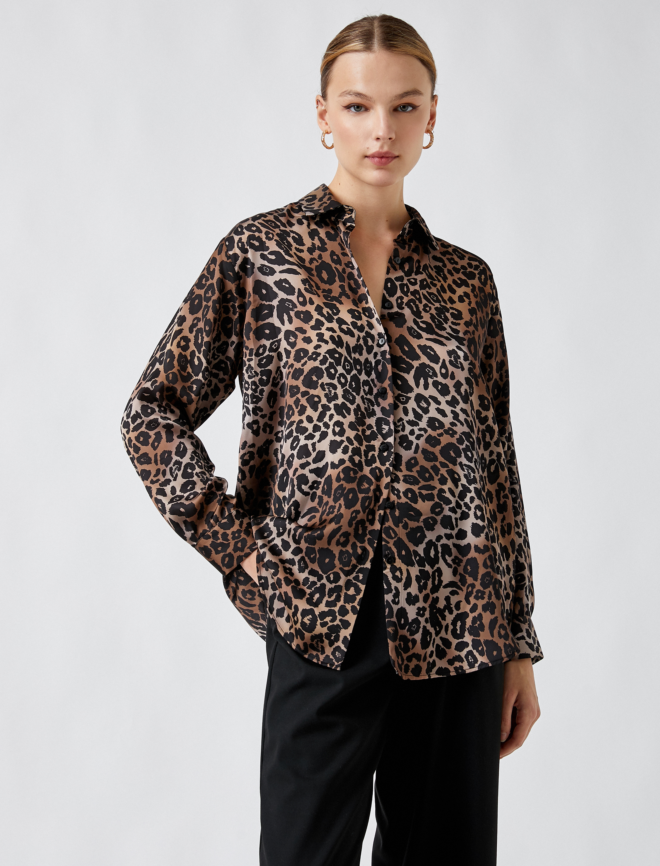   Leopar Desenli Klasik Yaka Oversize Gömlek