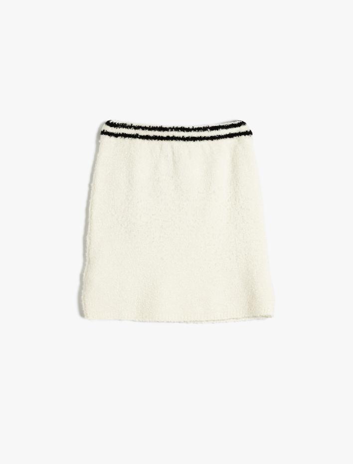 Kız Çocuk Triko Etek Düğme Detaylı Renk Kontrastlı