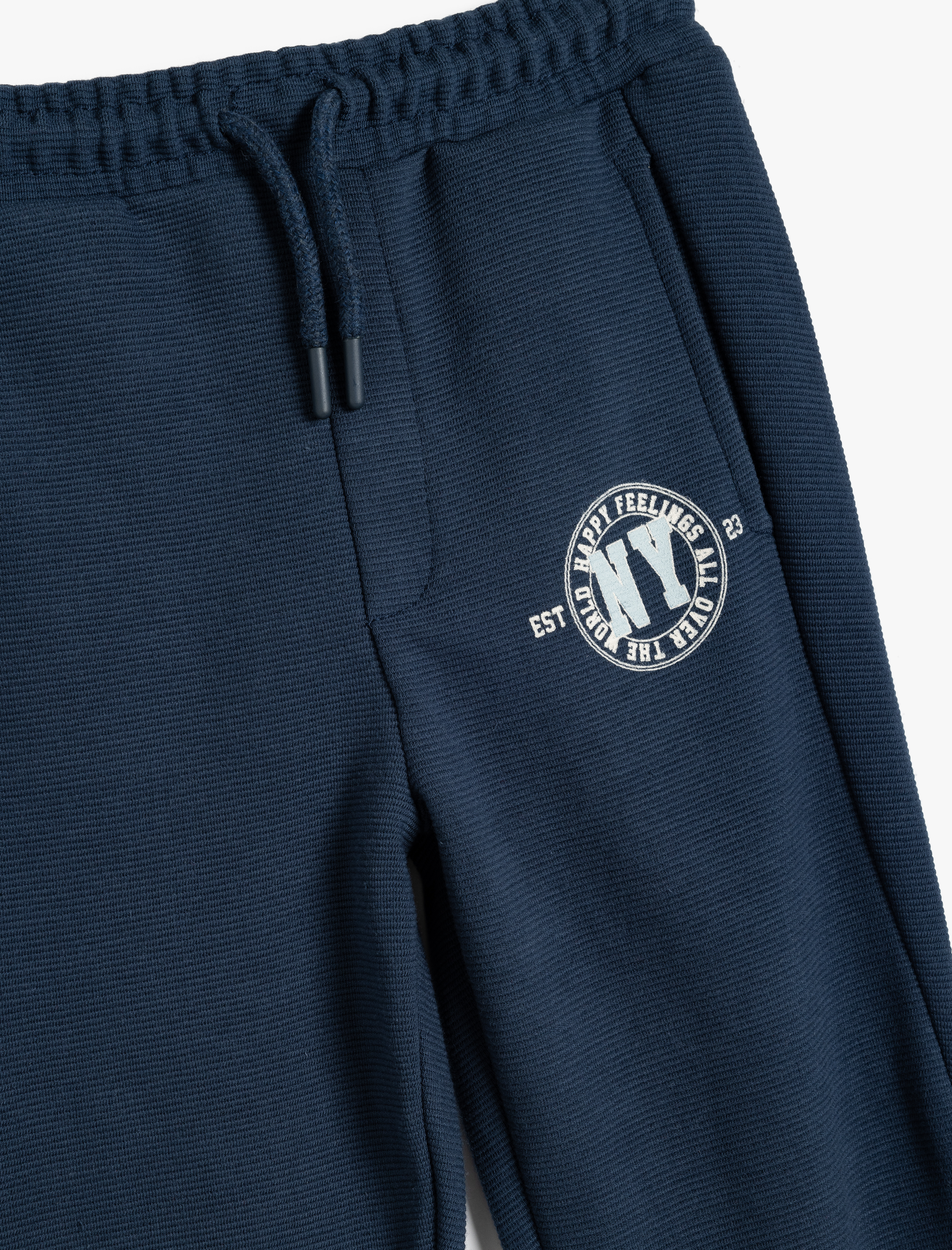  Erkek Çocuk Eşofman Altı Beli Bağlamalı Kolej Baskılı Cep Detaylı