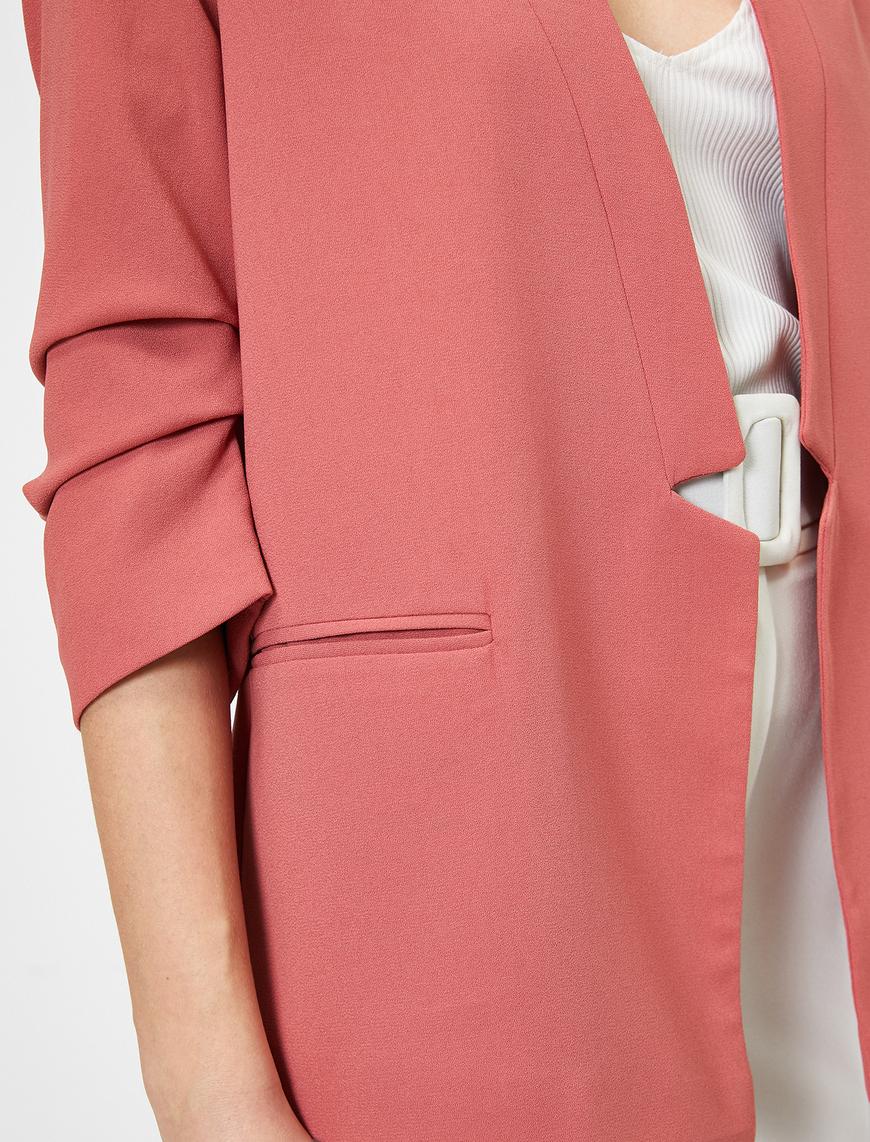   Kıvrık Kollu Blazer Ceket