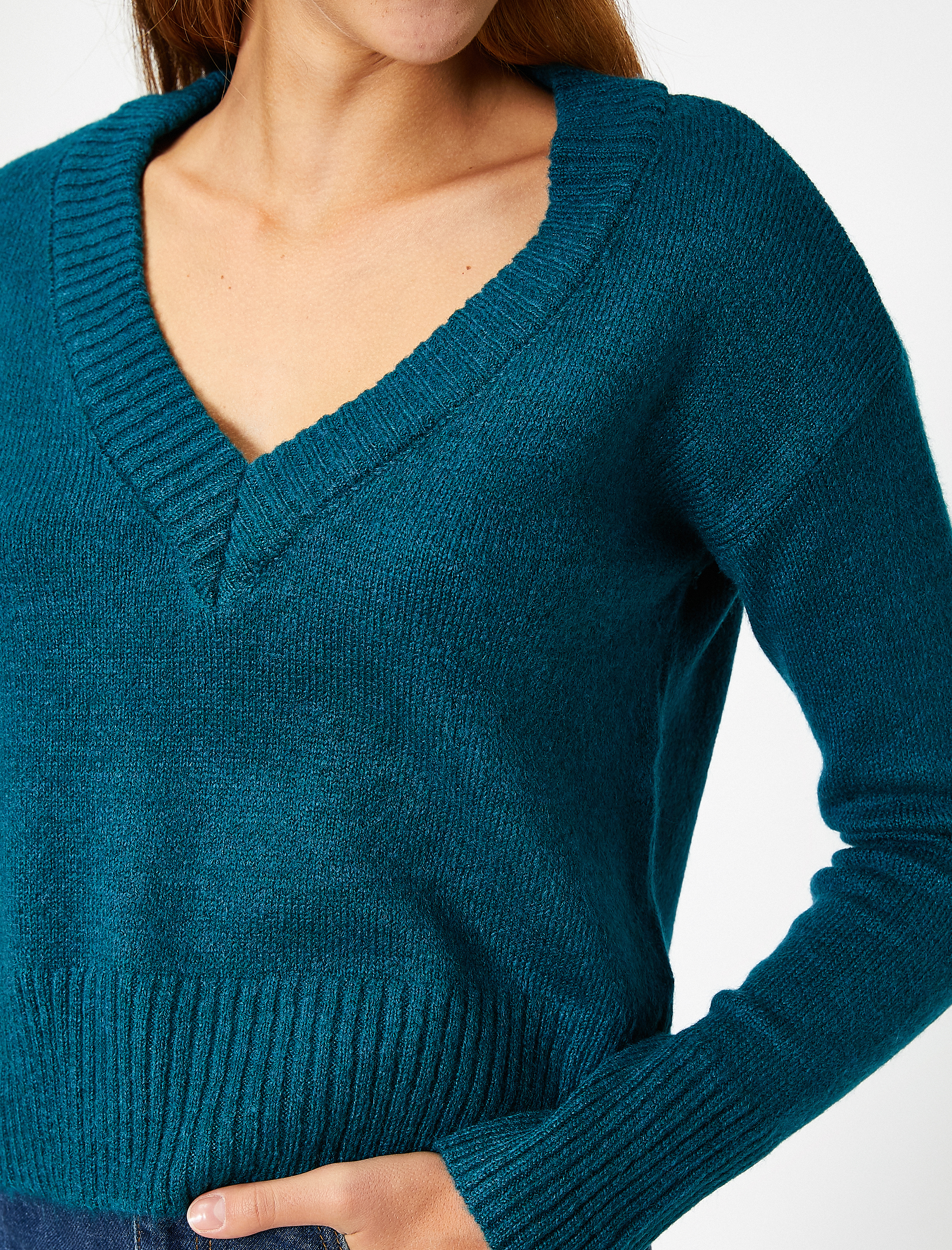   V Yaka Uzun Kollu Triko Kazak