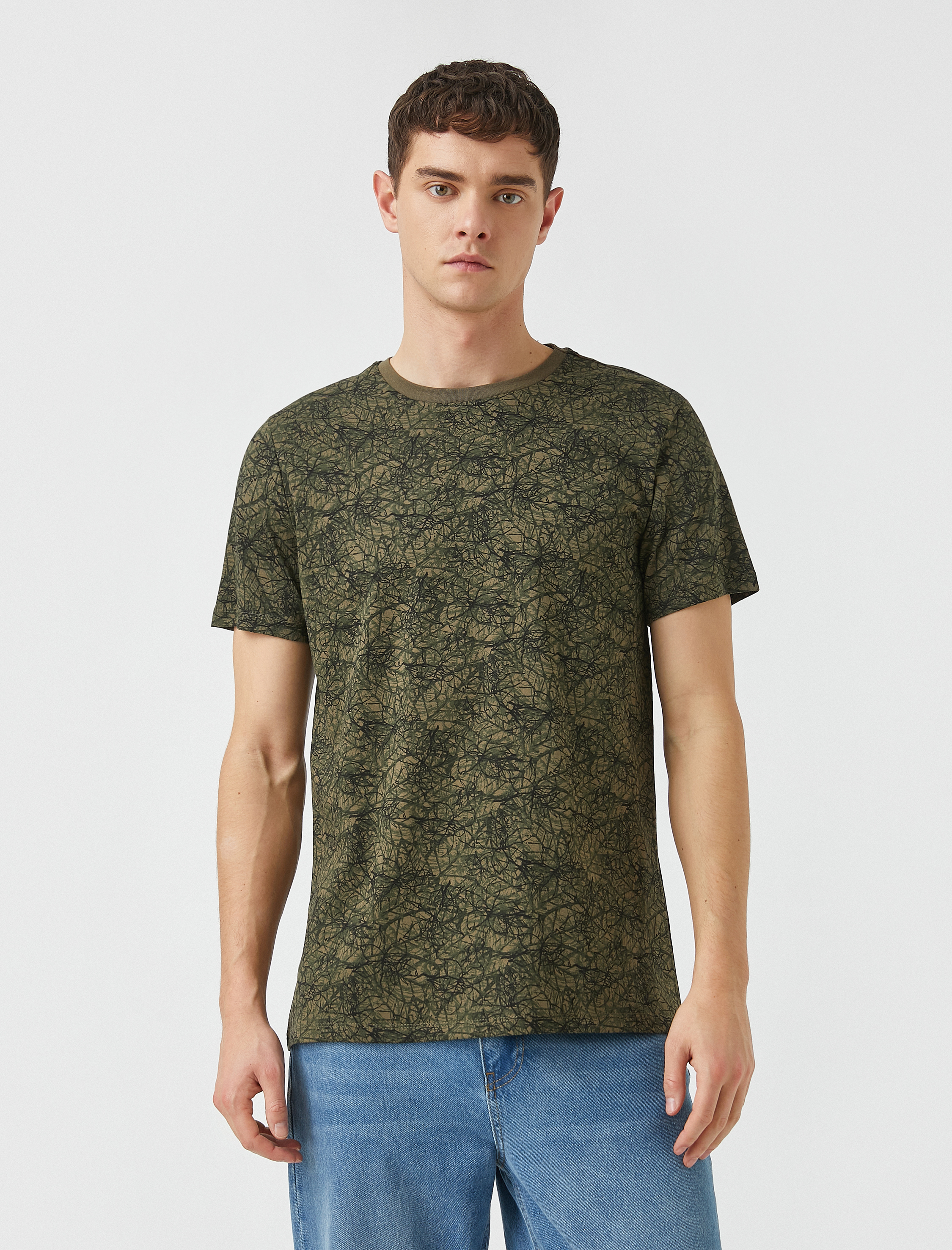   Slim Fit Desenli Tişört