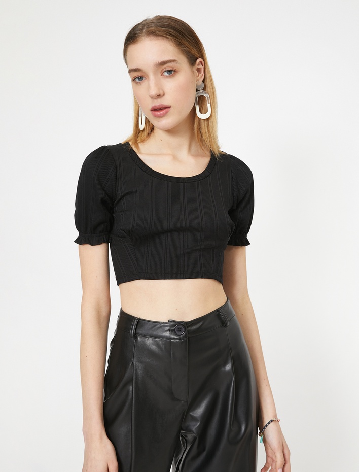  Fırfır Detaylı Tişört