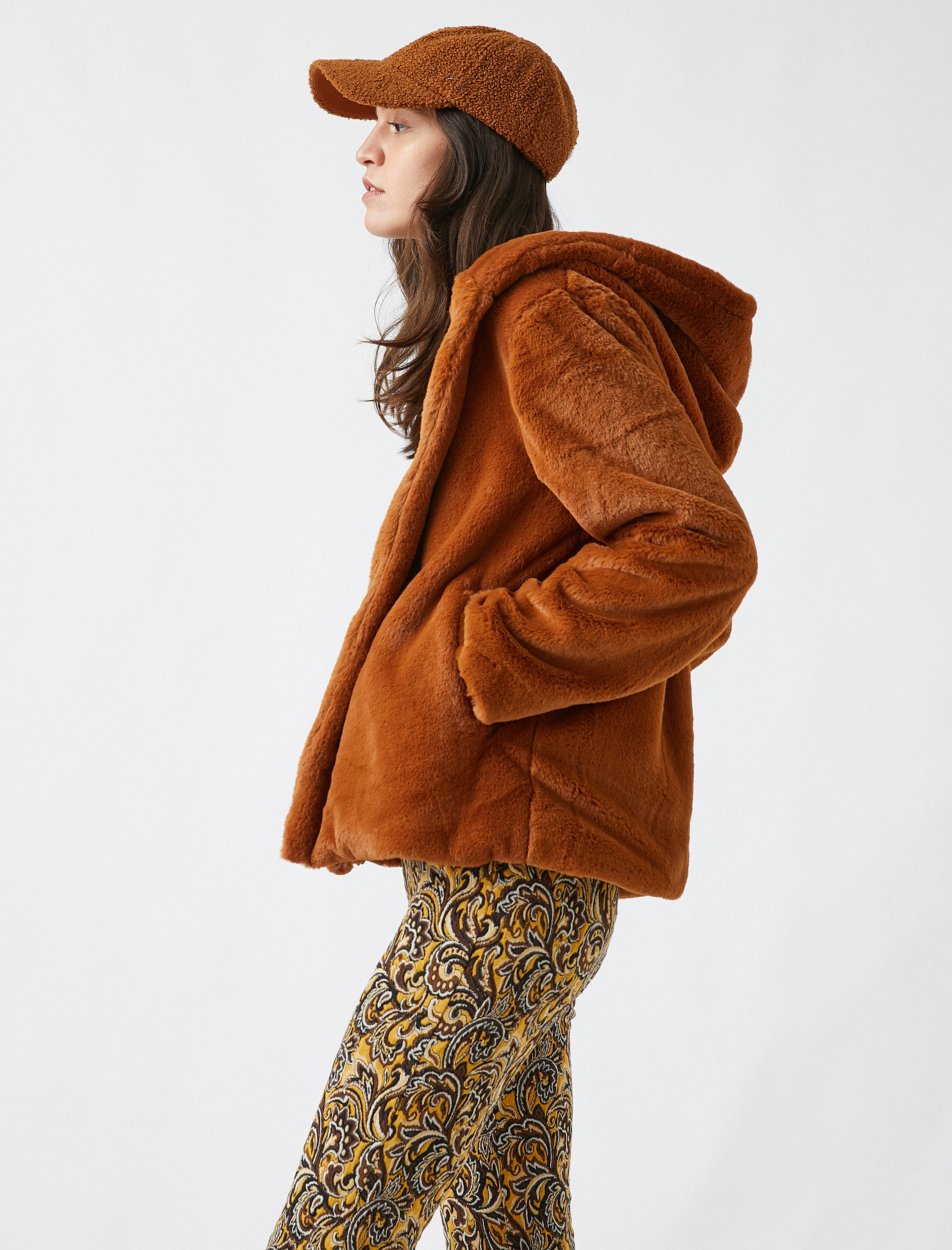   Kapüşonlu Suni Kürk Kısa Ceket