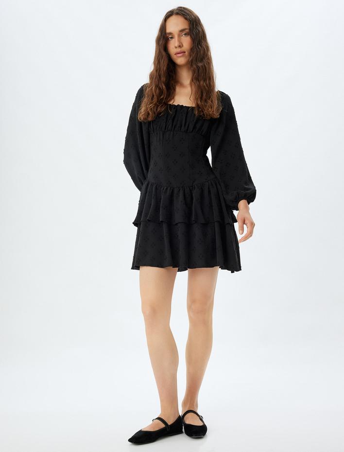  Balon Kol Mini Elbise Kare Yaka Büzgülü Dokulu Katlı