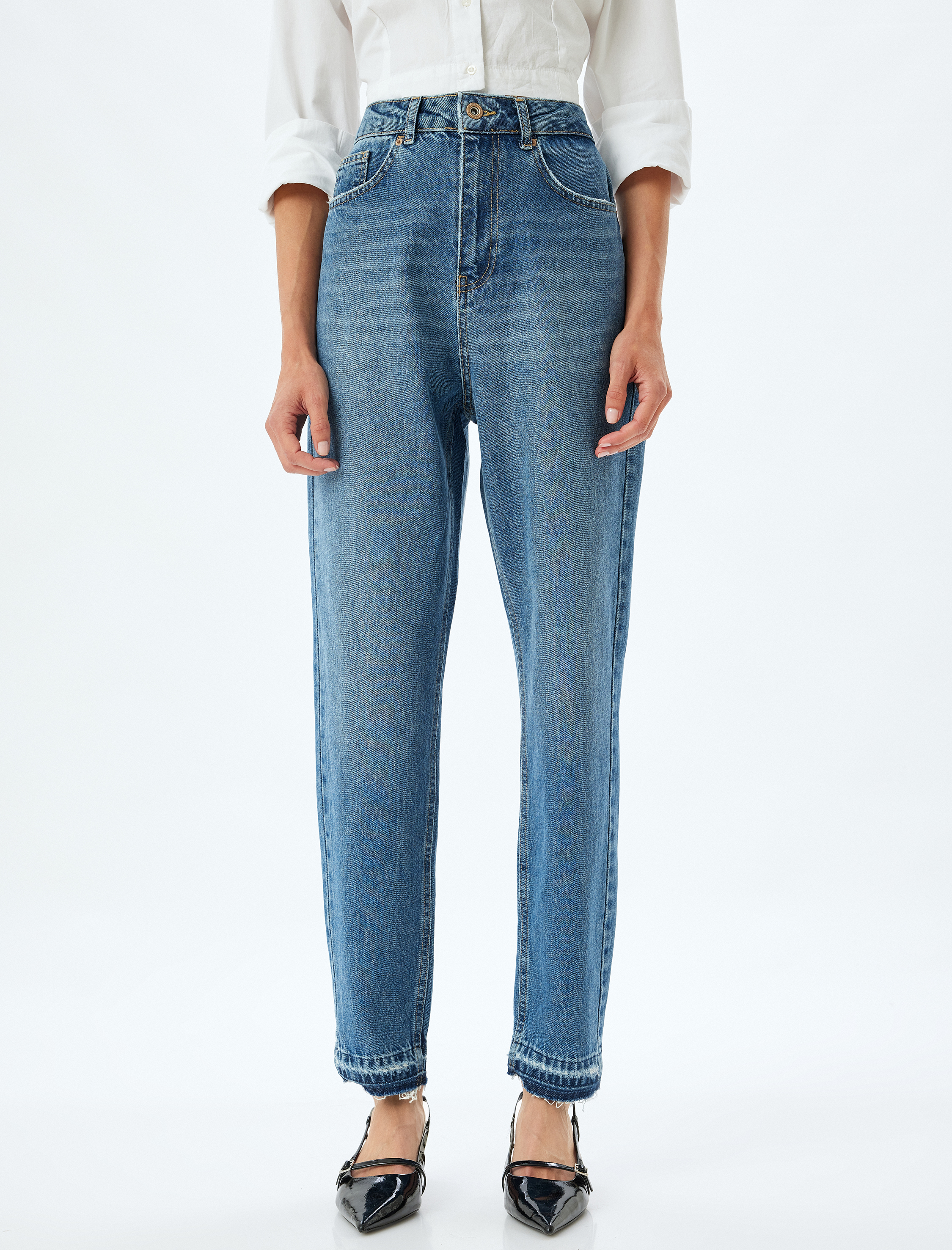   Normal Bel Kısa Paça Düğmeli Denim Pantolon - Mom Fit Jeans