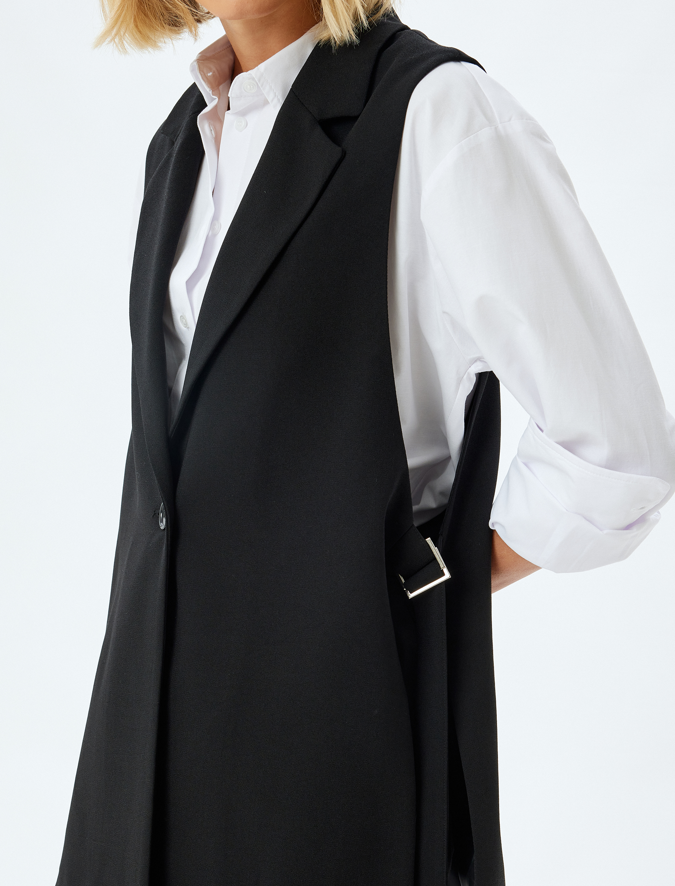   Tek Düğmeli Kuşaklı Blazer Yelek