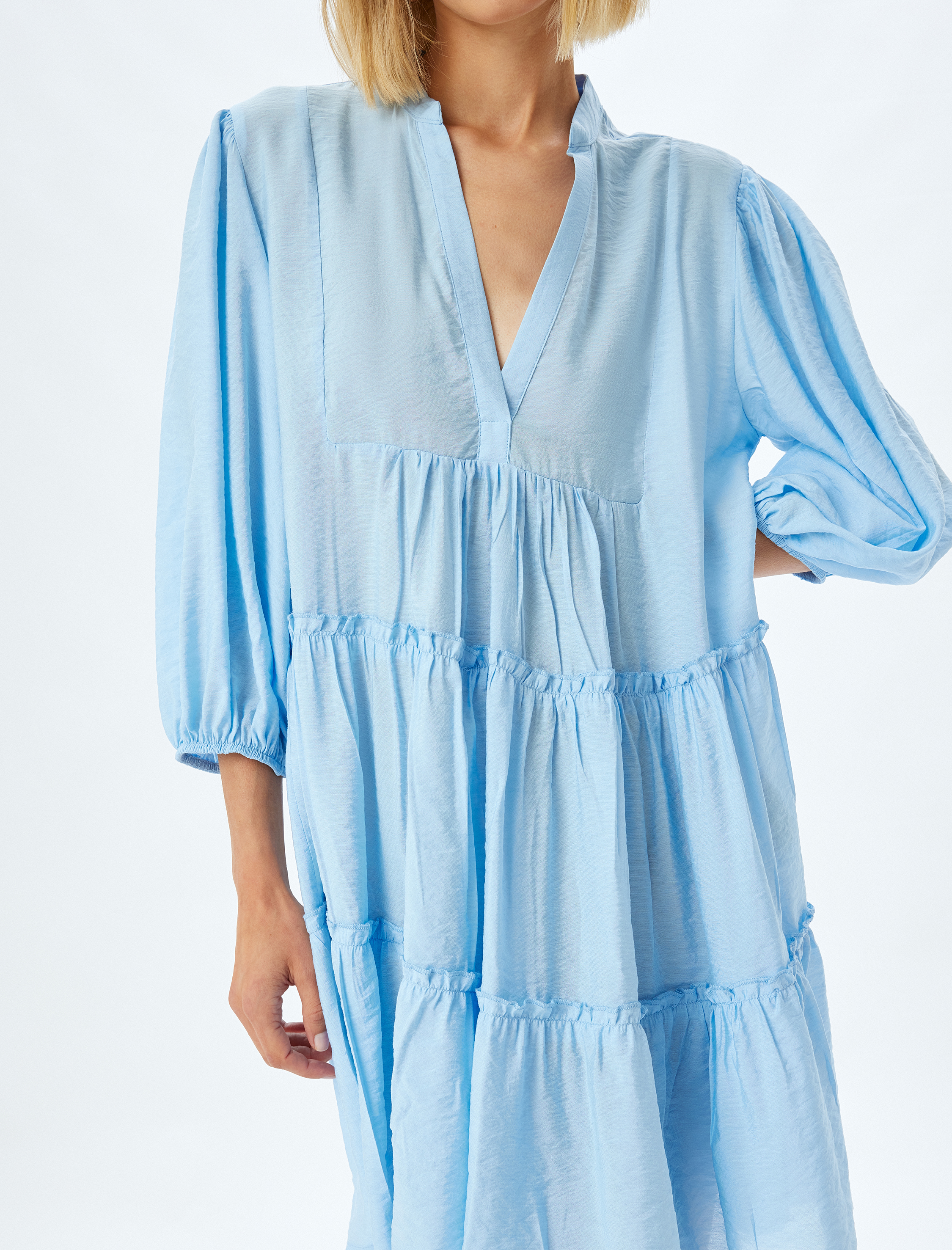 Mini Balon Kol Elbise Volanlı V Yaka Viskon