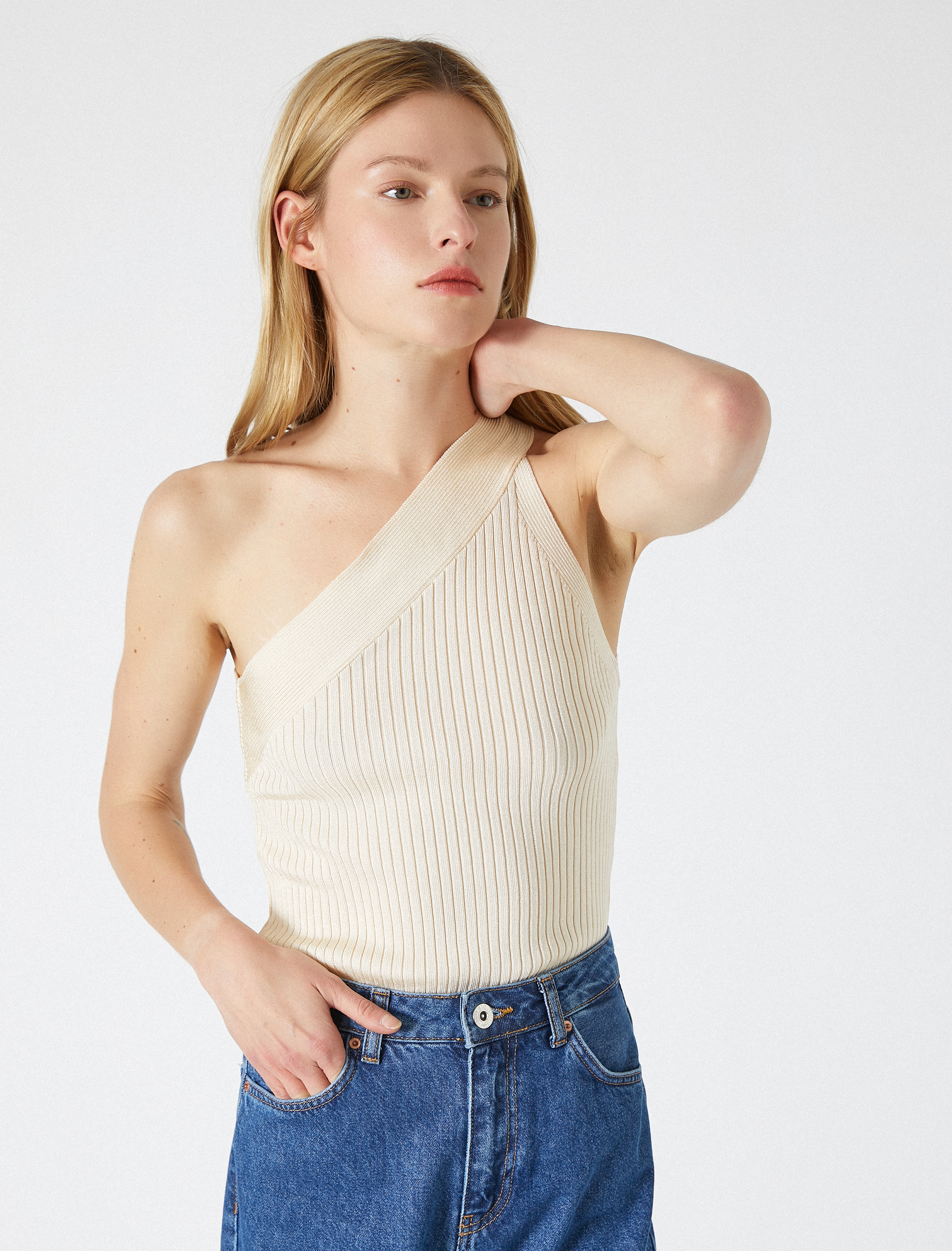   Tek Omuz Fitilli Atlet