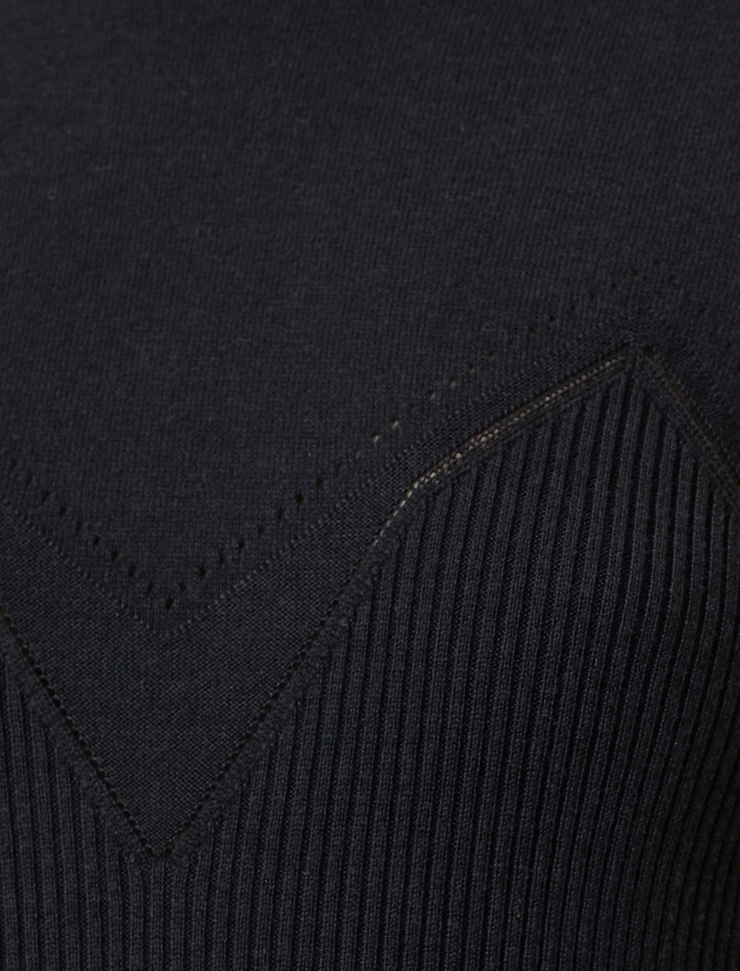   Örgü Detaylı Kolsuz Triko Atlet